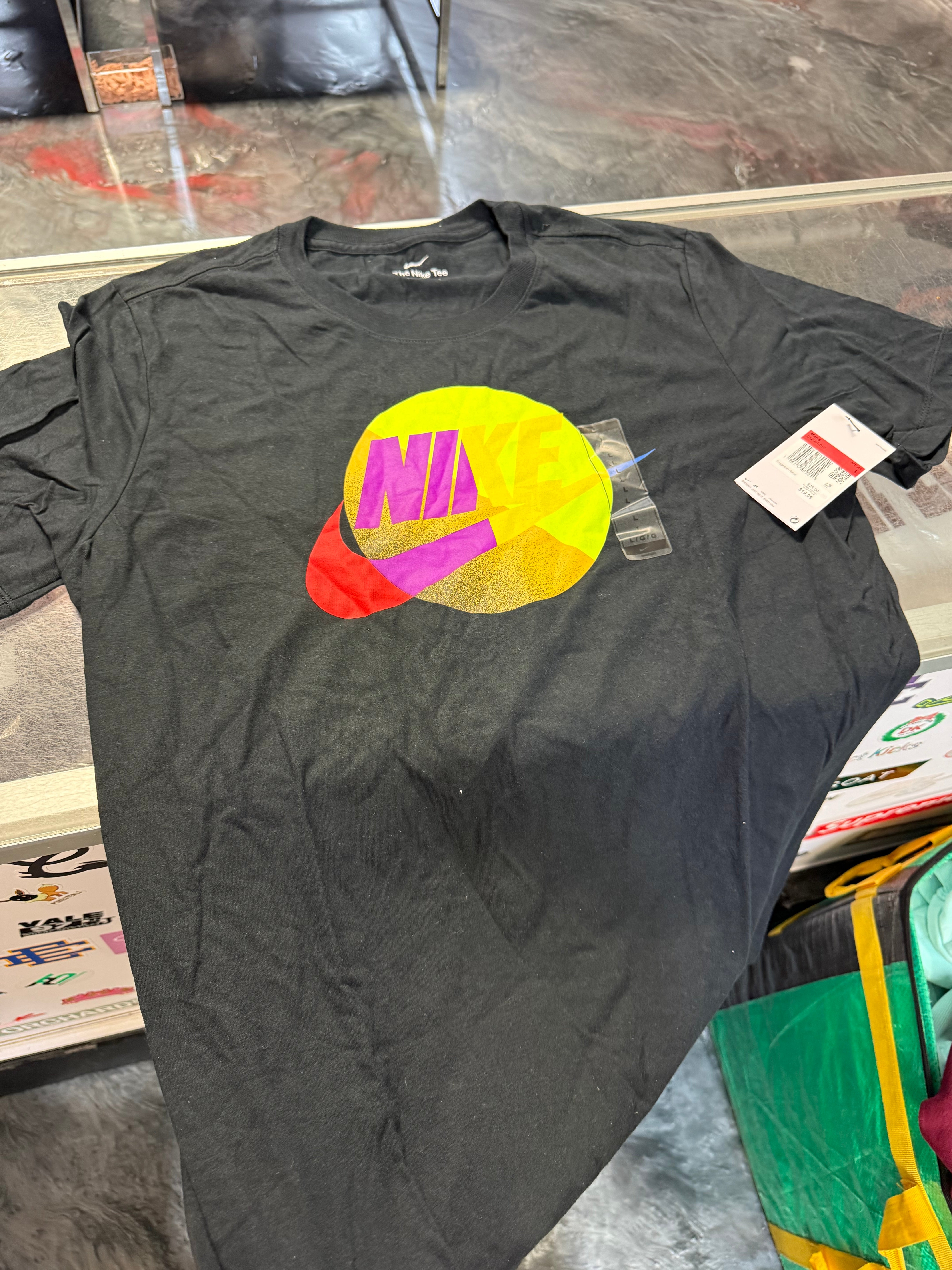 Large Nike Circle Logo Tee