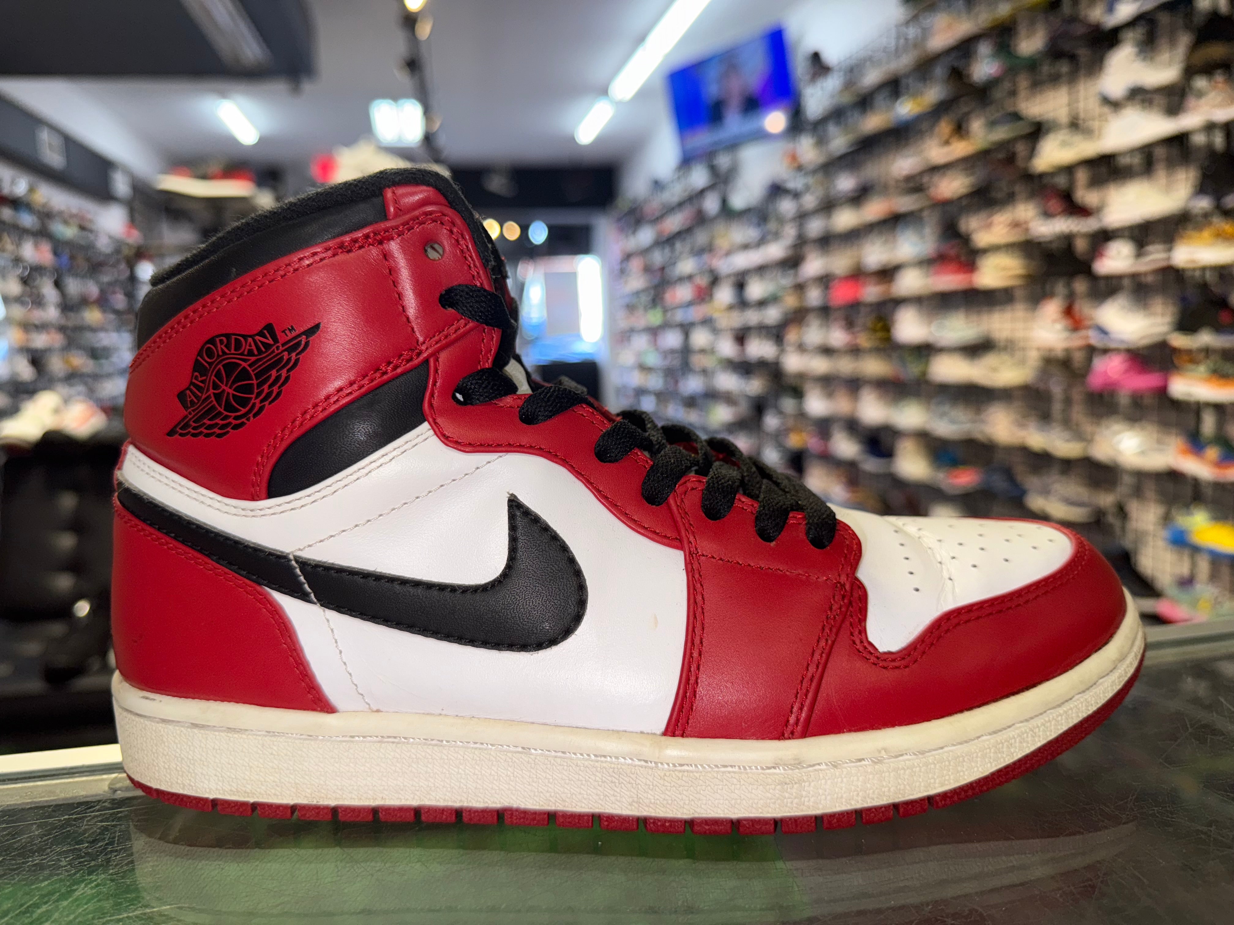 Size 8 Air Jordan 1 "Chicago" 2013
