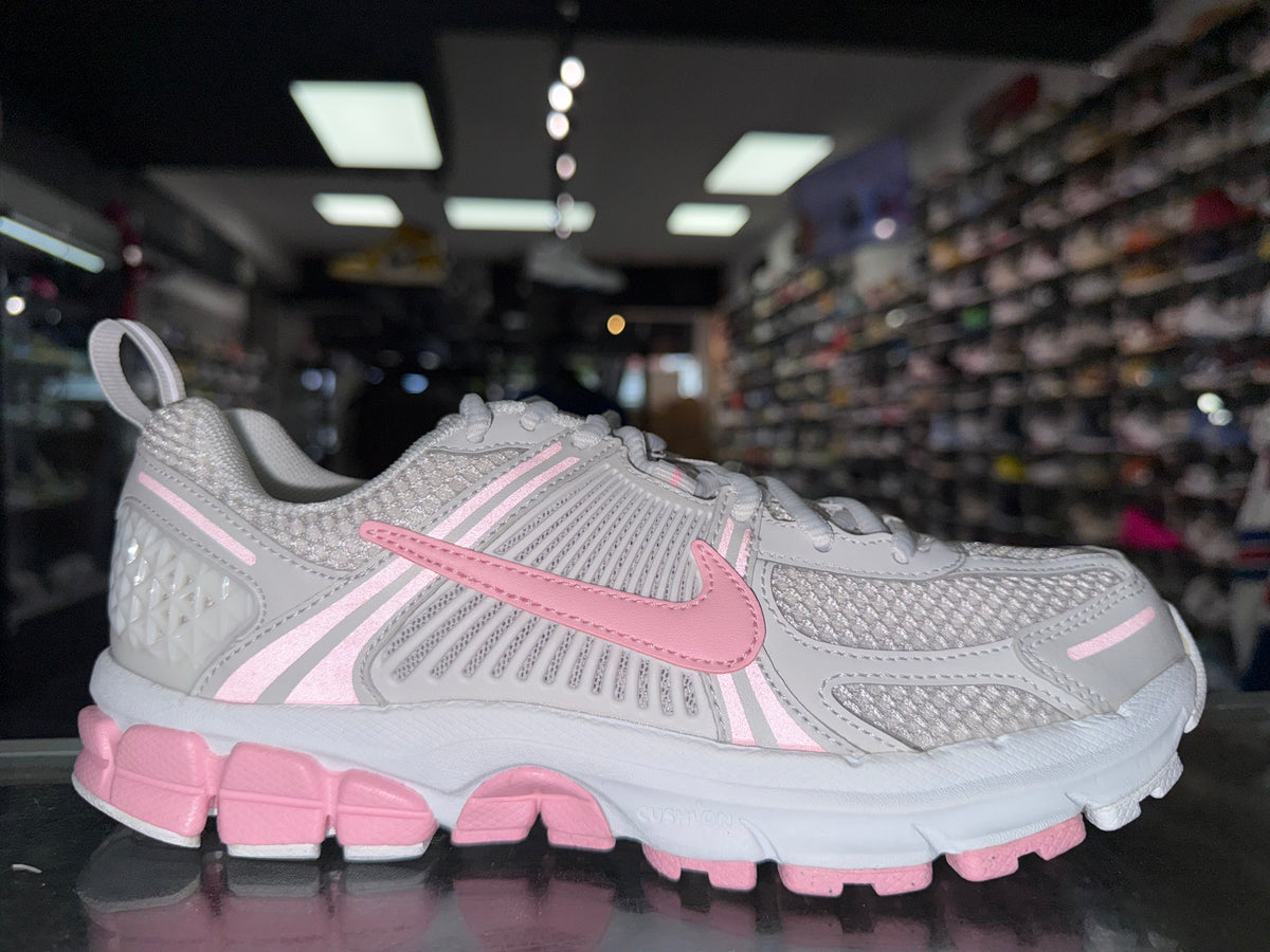 Size 5.5y Zoom Vomero 5 "Soft Pink" Brand New
