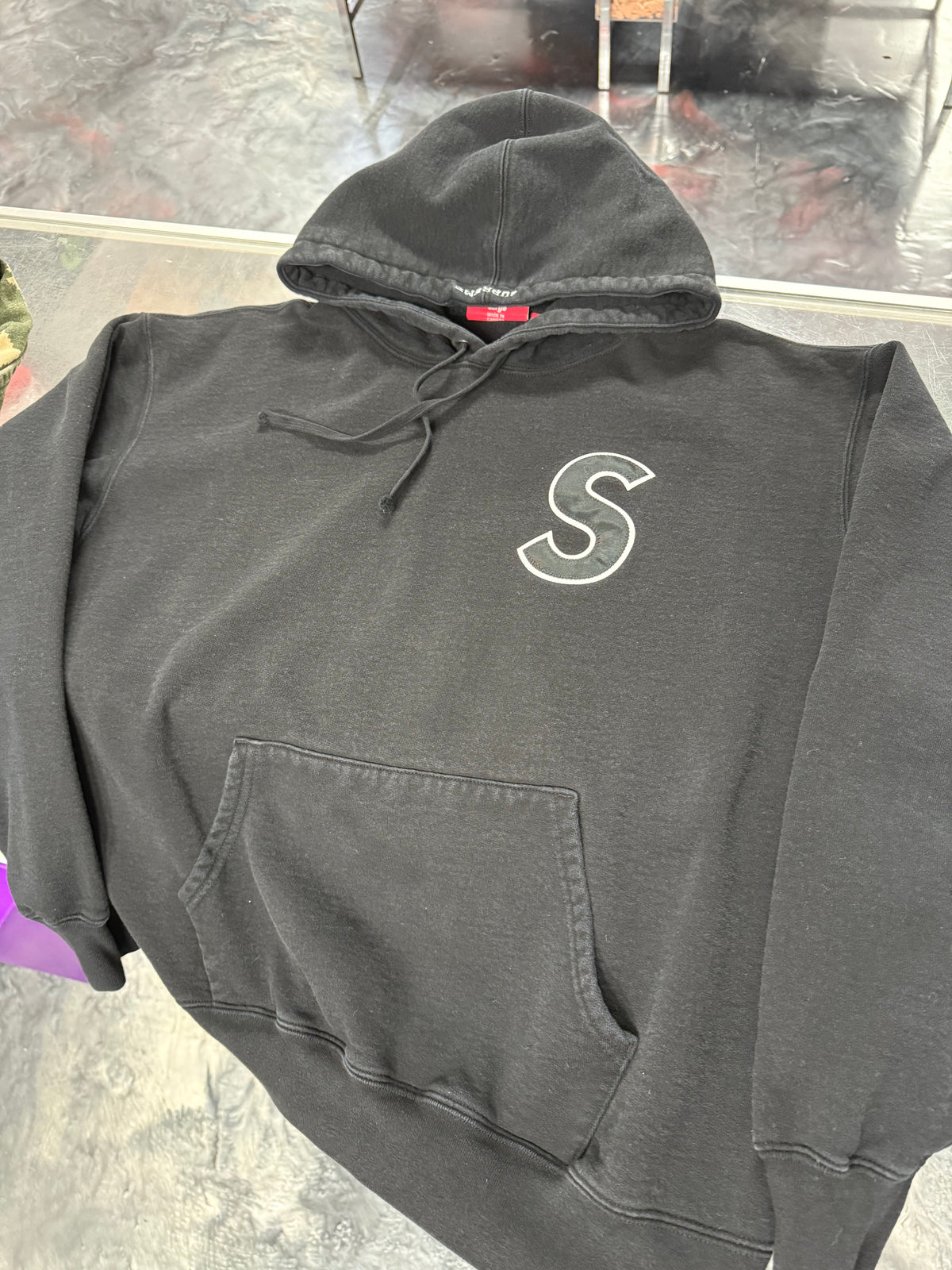 Supreme S Logo Hoodie Black, pre-owned, size L – view 2