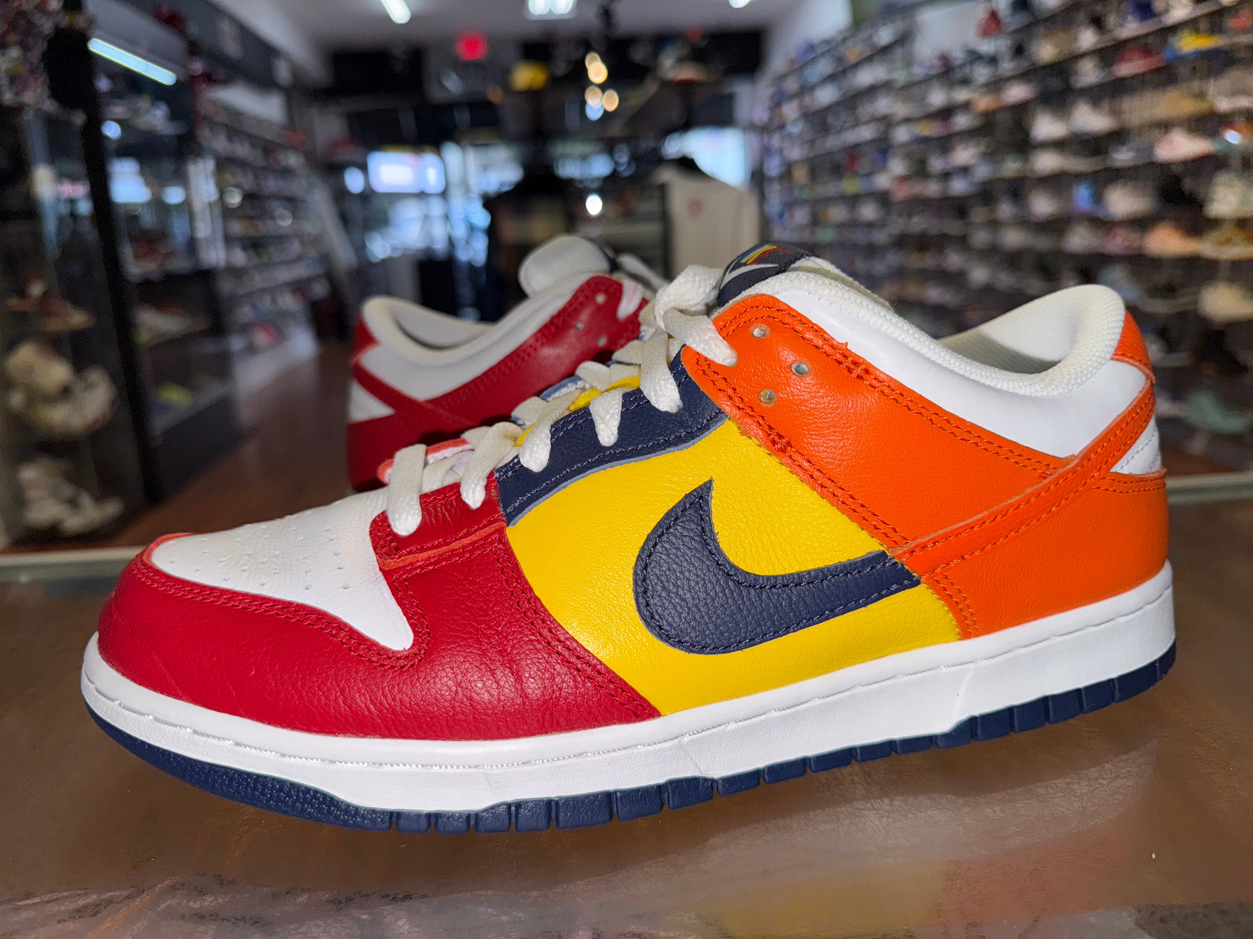 Size 9 Dunk Low “What The”