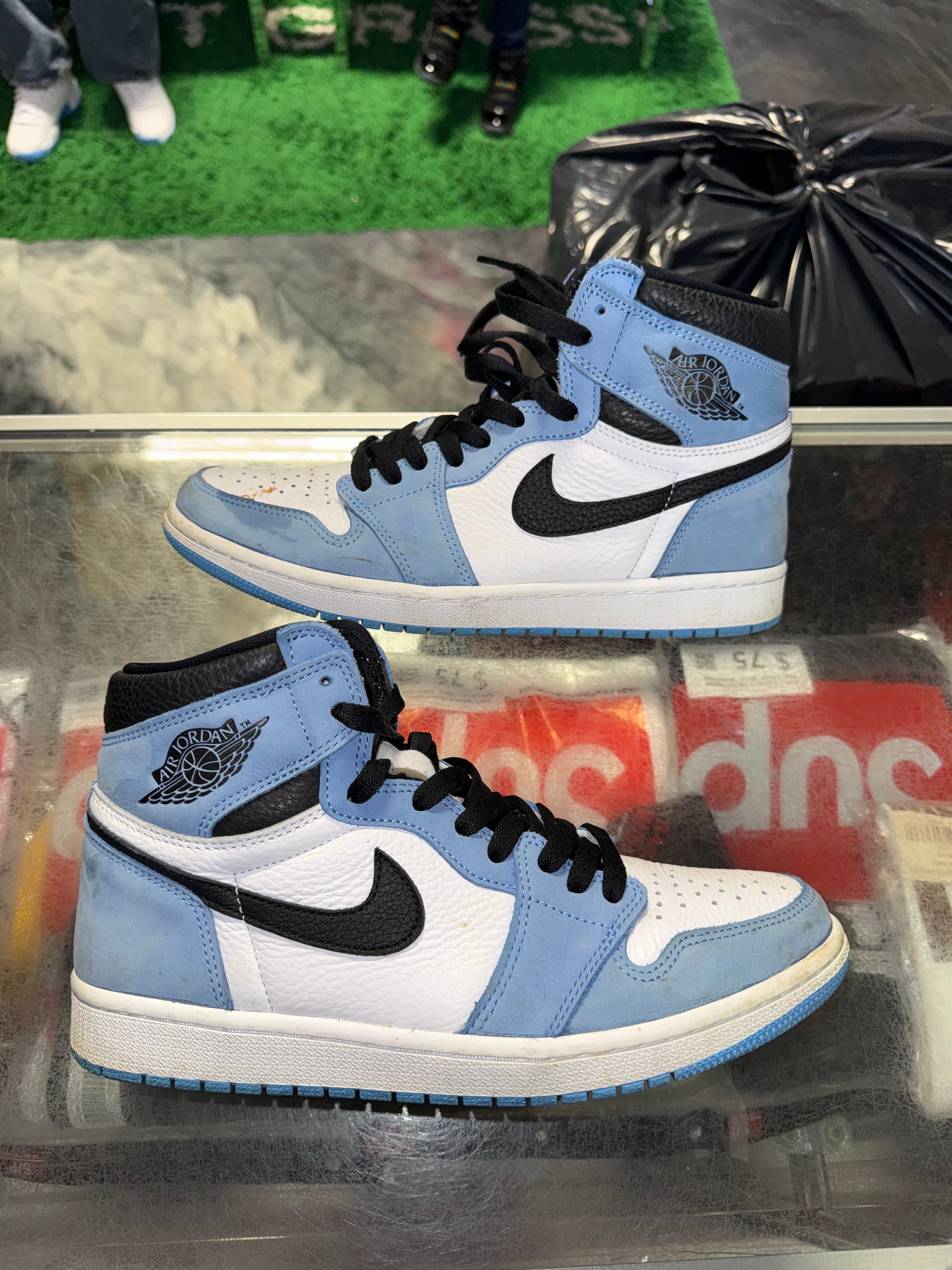 Size 9 Air Jordan 1 "University Blue"