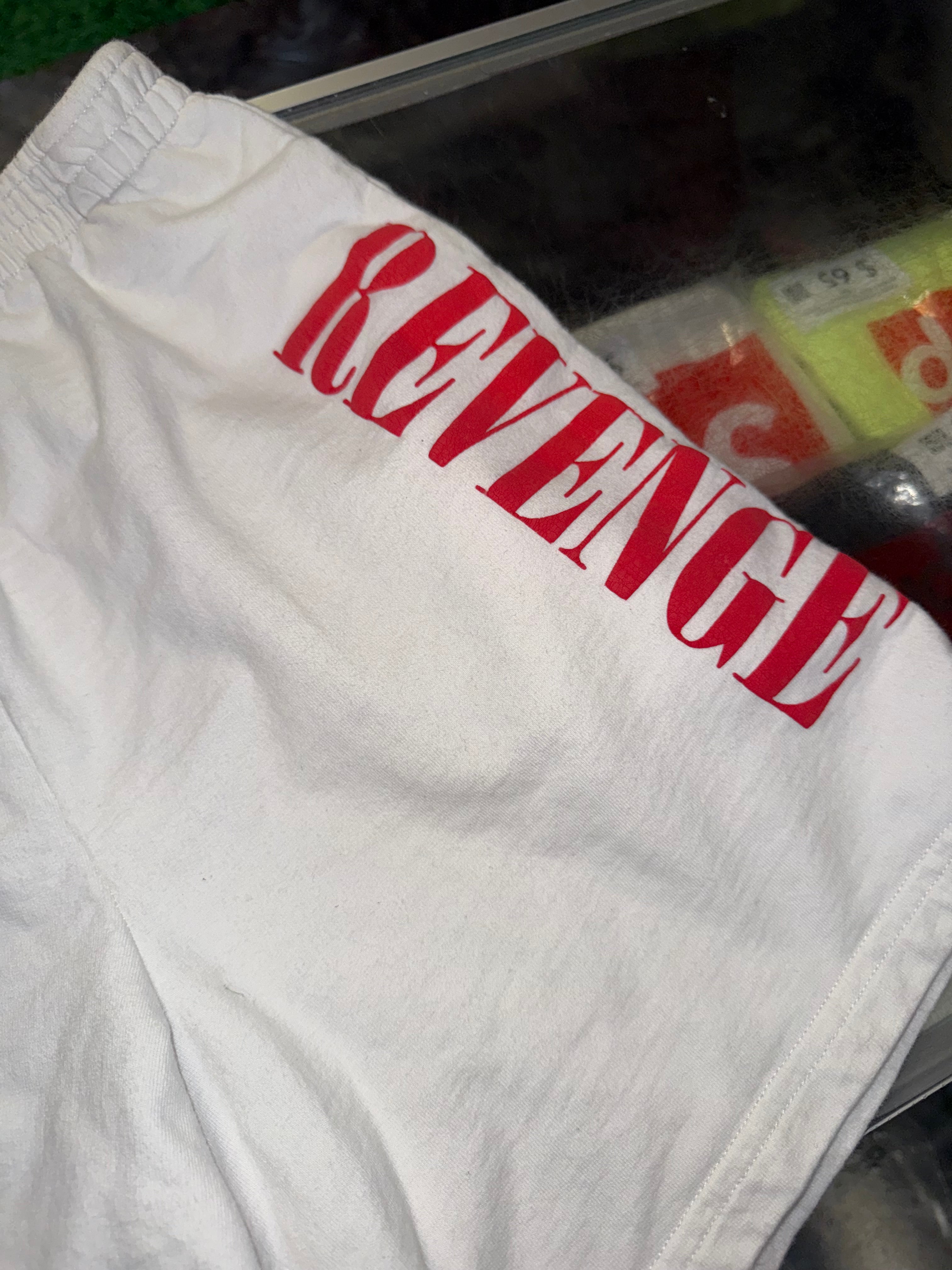 Medium Revenge Shorts "White Red"
