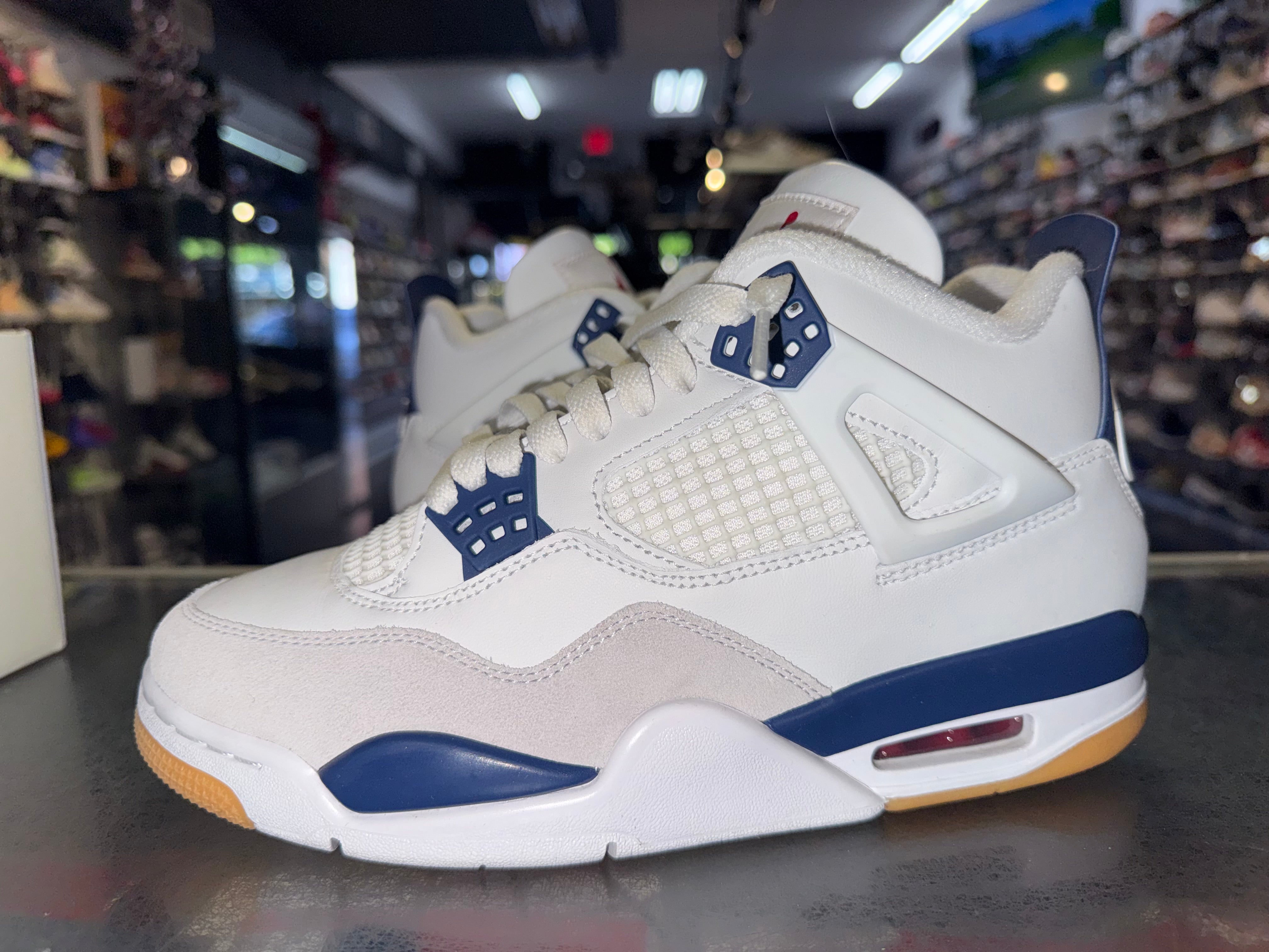 Size 7 Air Jordan 4 SB "Navy"
