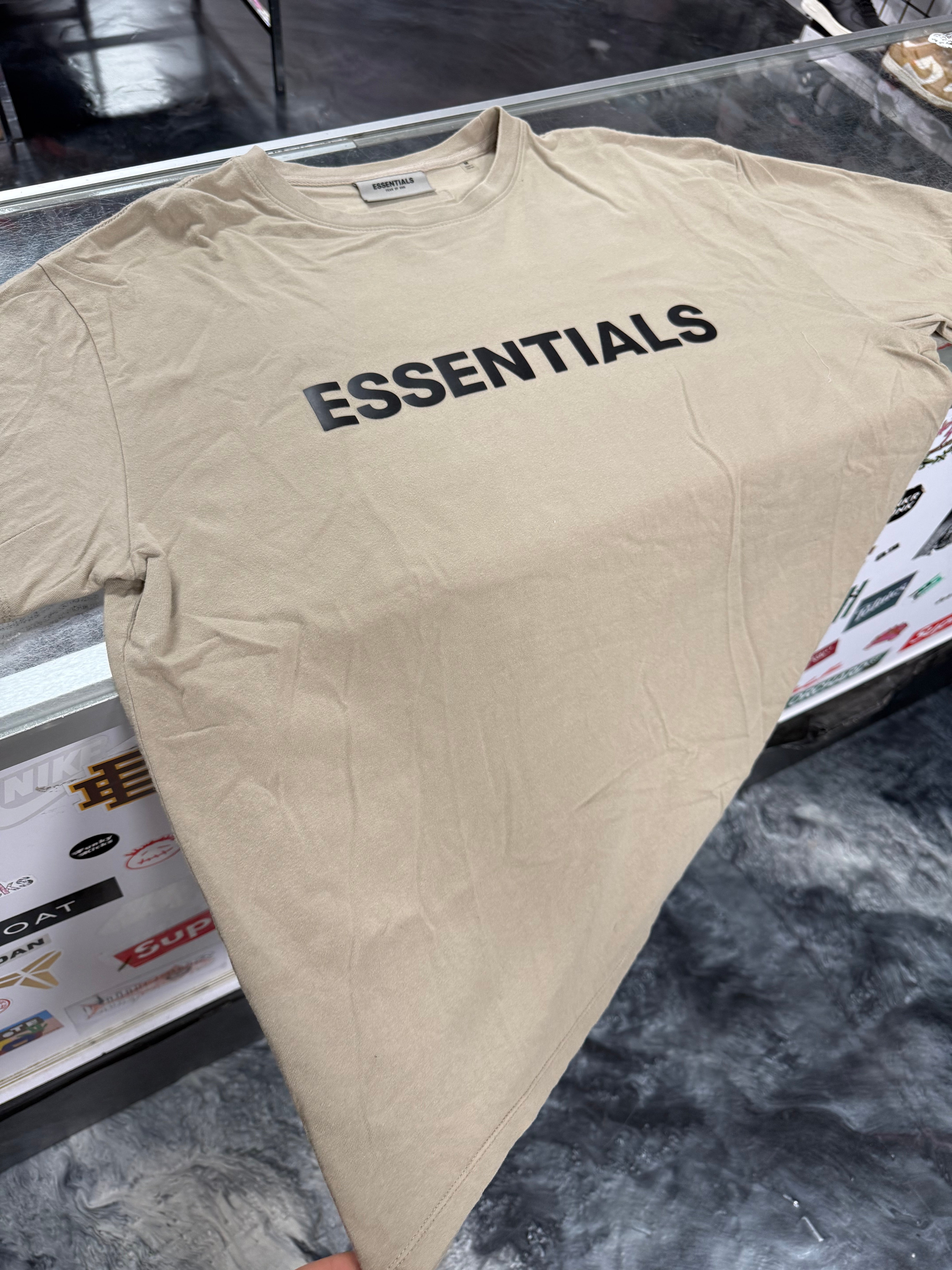 Size M Essentials FOG Tee “Brown”
