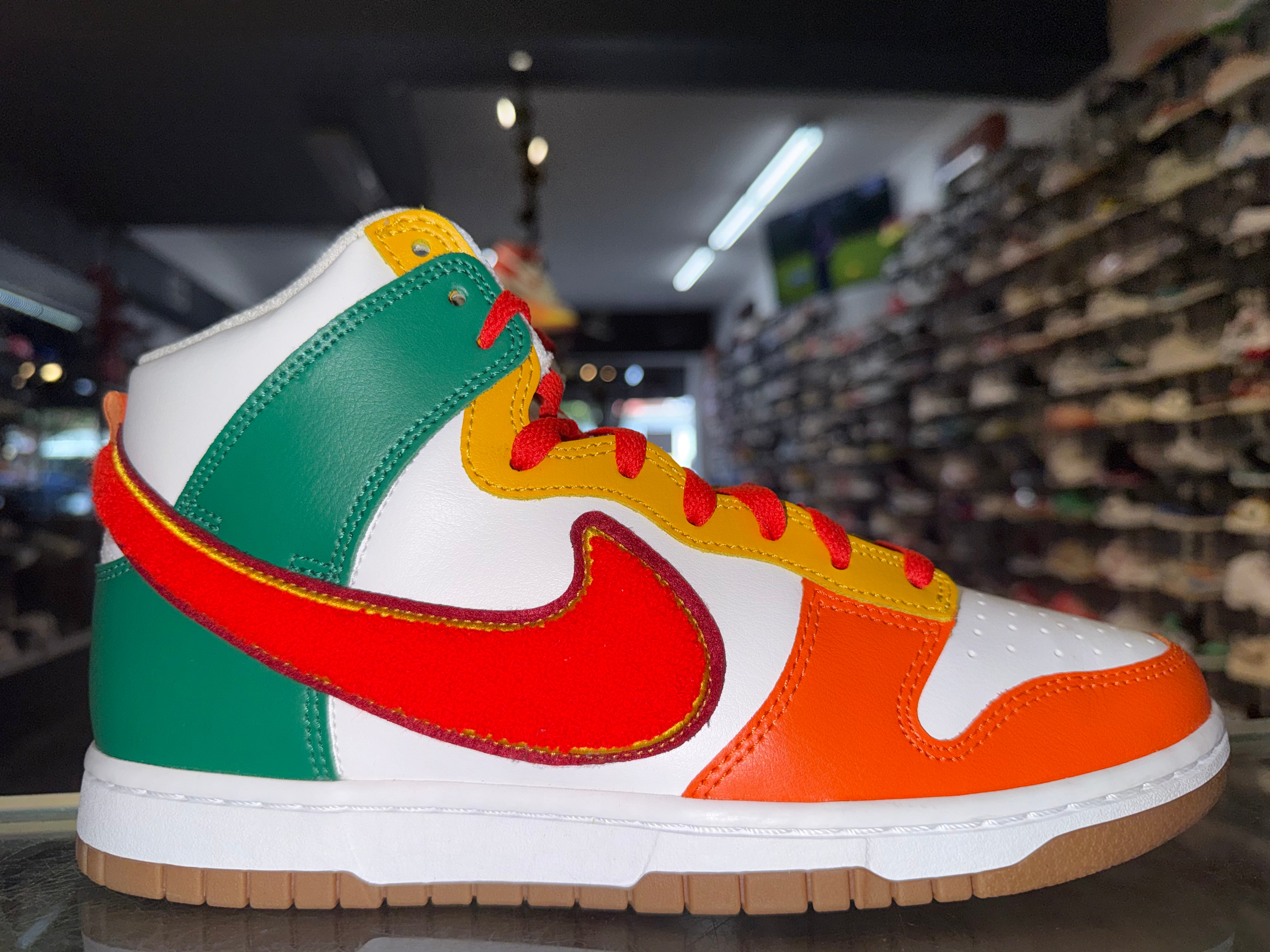 Size 8.5 Dunk High "7-Eleven"