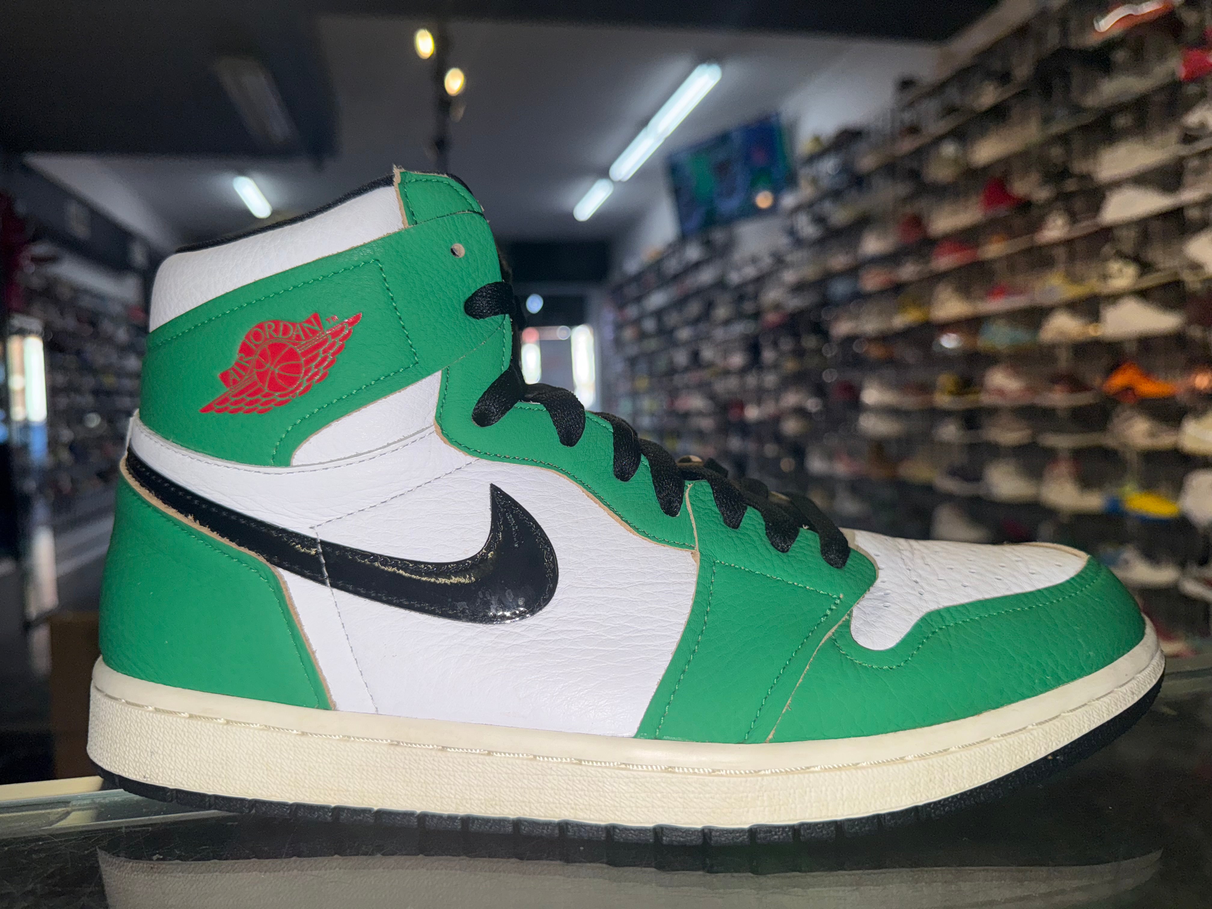 Size 10.5 (12W) Air Jordan 1 "Lucky Green"