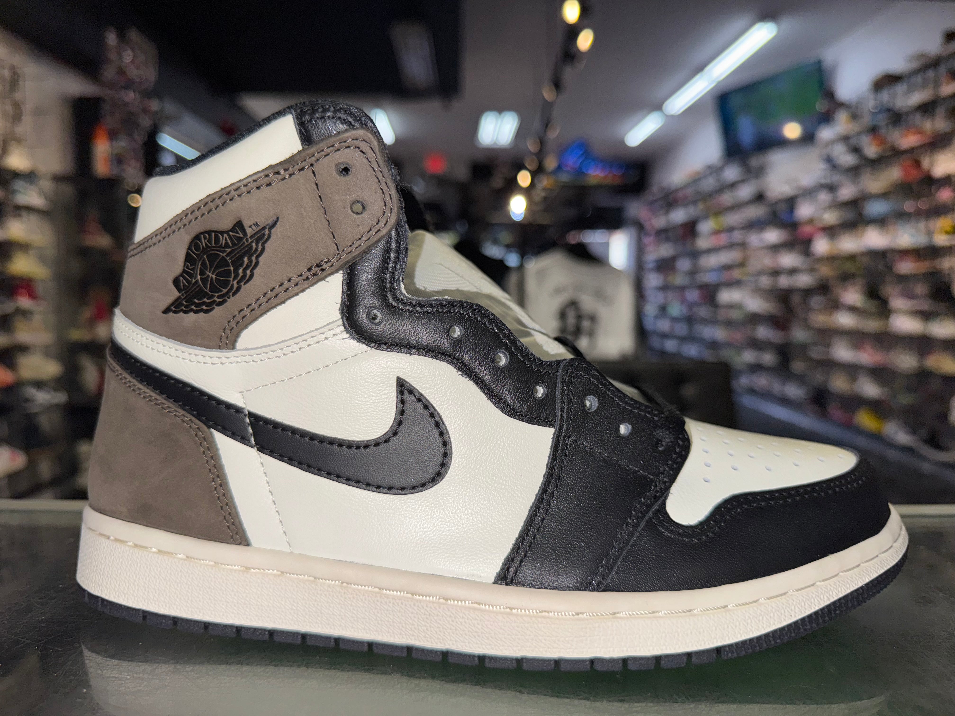 Size 8 Air Jordan 1 "Mocha" Brand New