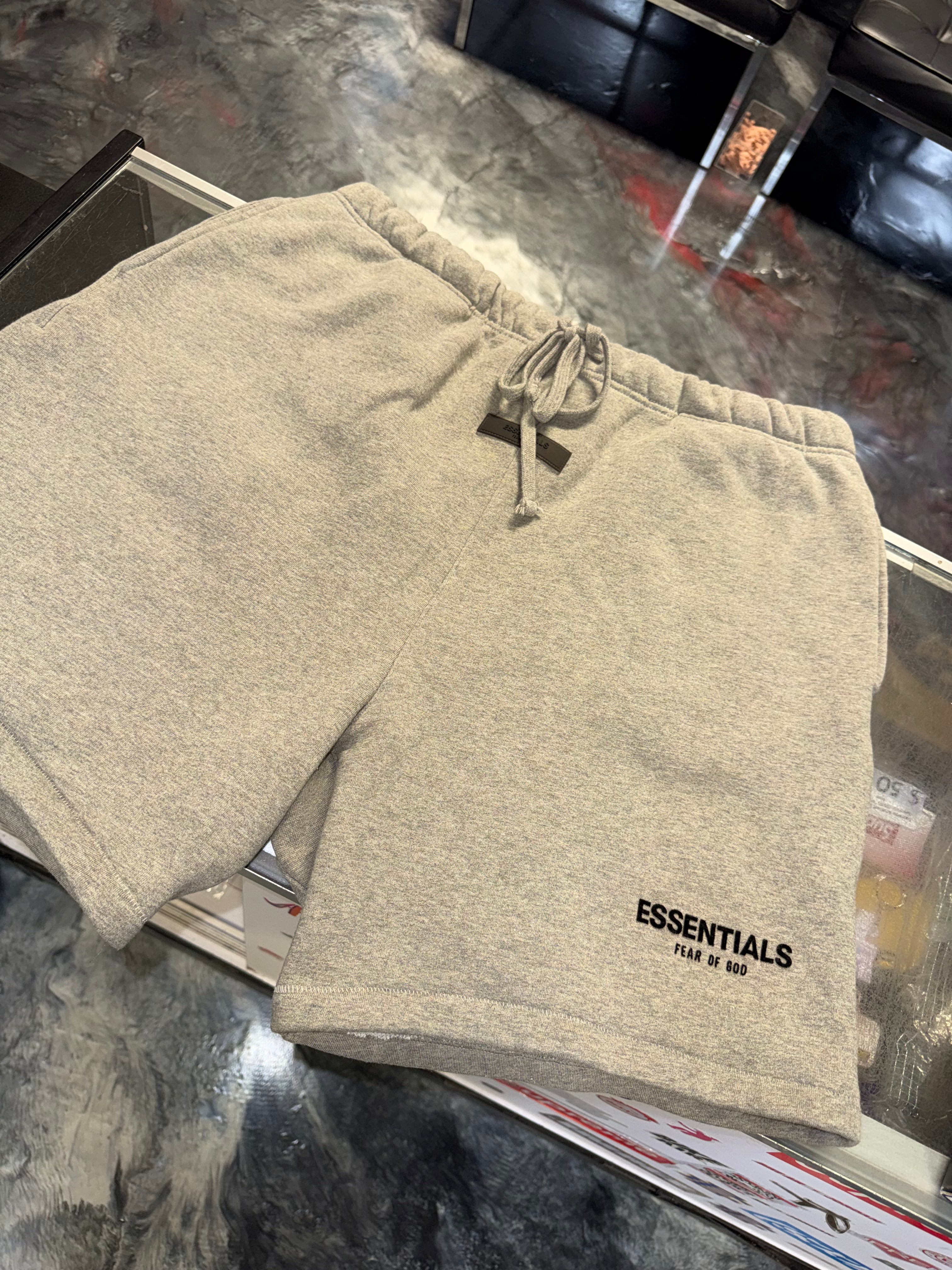 Size XXL Essentials FOG Sweat Shorts “Dark Oatmeal”