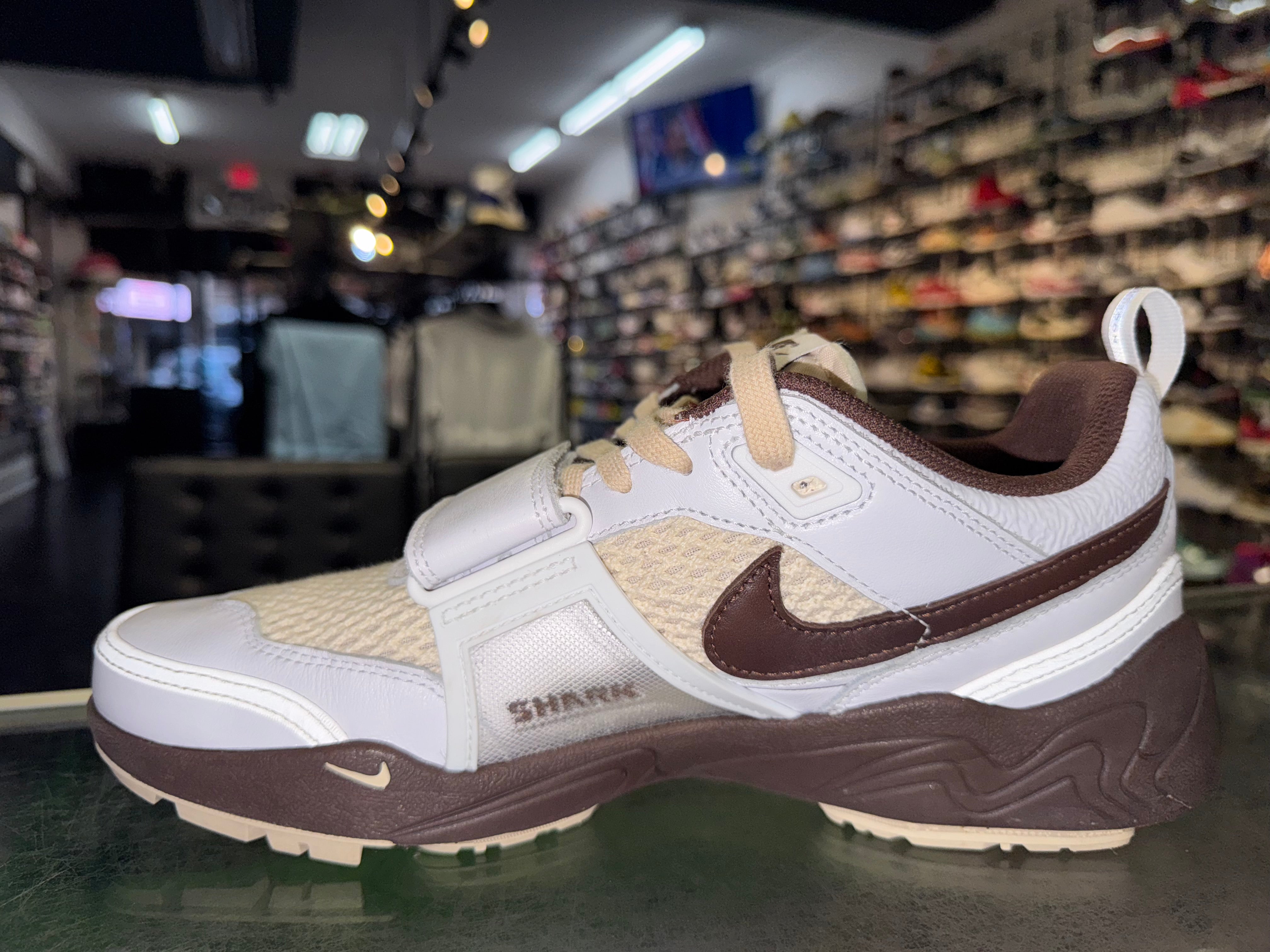 Size 9.5 Zoom Field Jaxx Travis Scott "Light Chocolate"