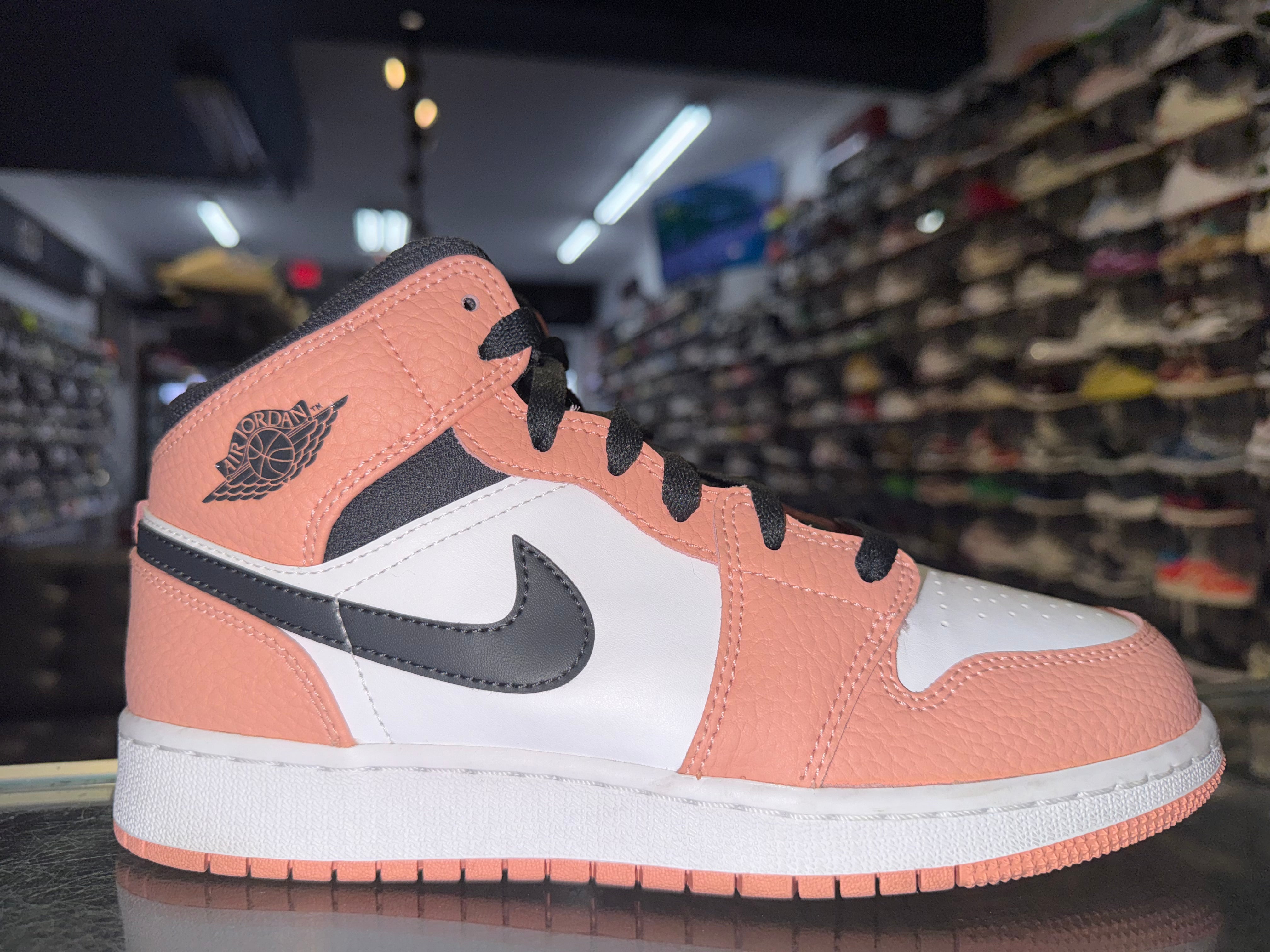 Size 6y Air Jordan 1 Mid "Pink Quartz"