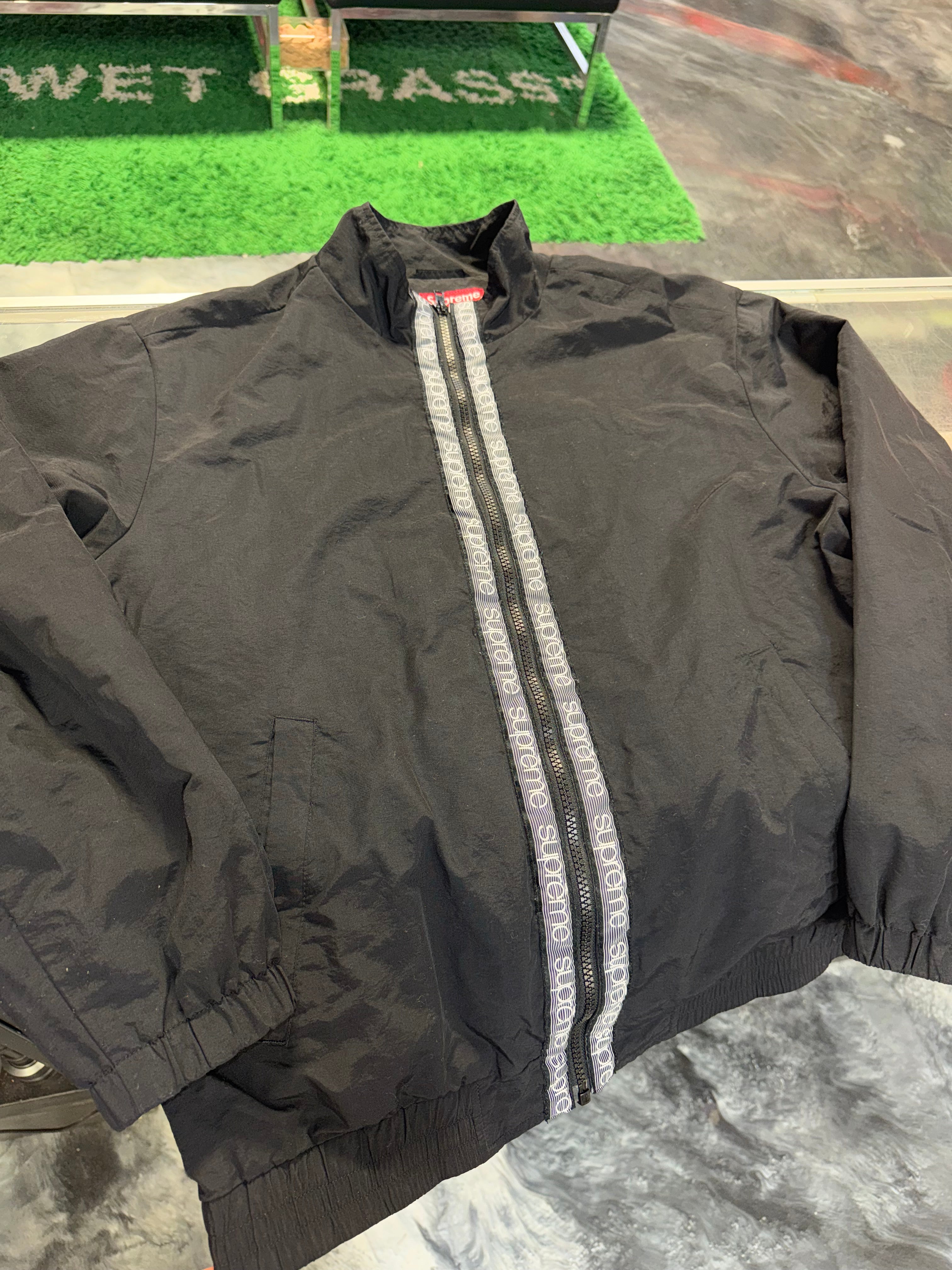 Size M Supreme Taping Logo Track Jacket “Black”