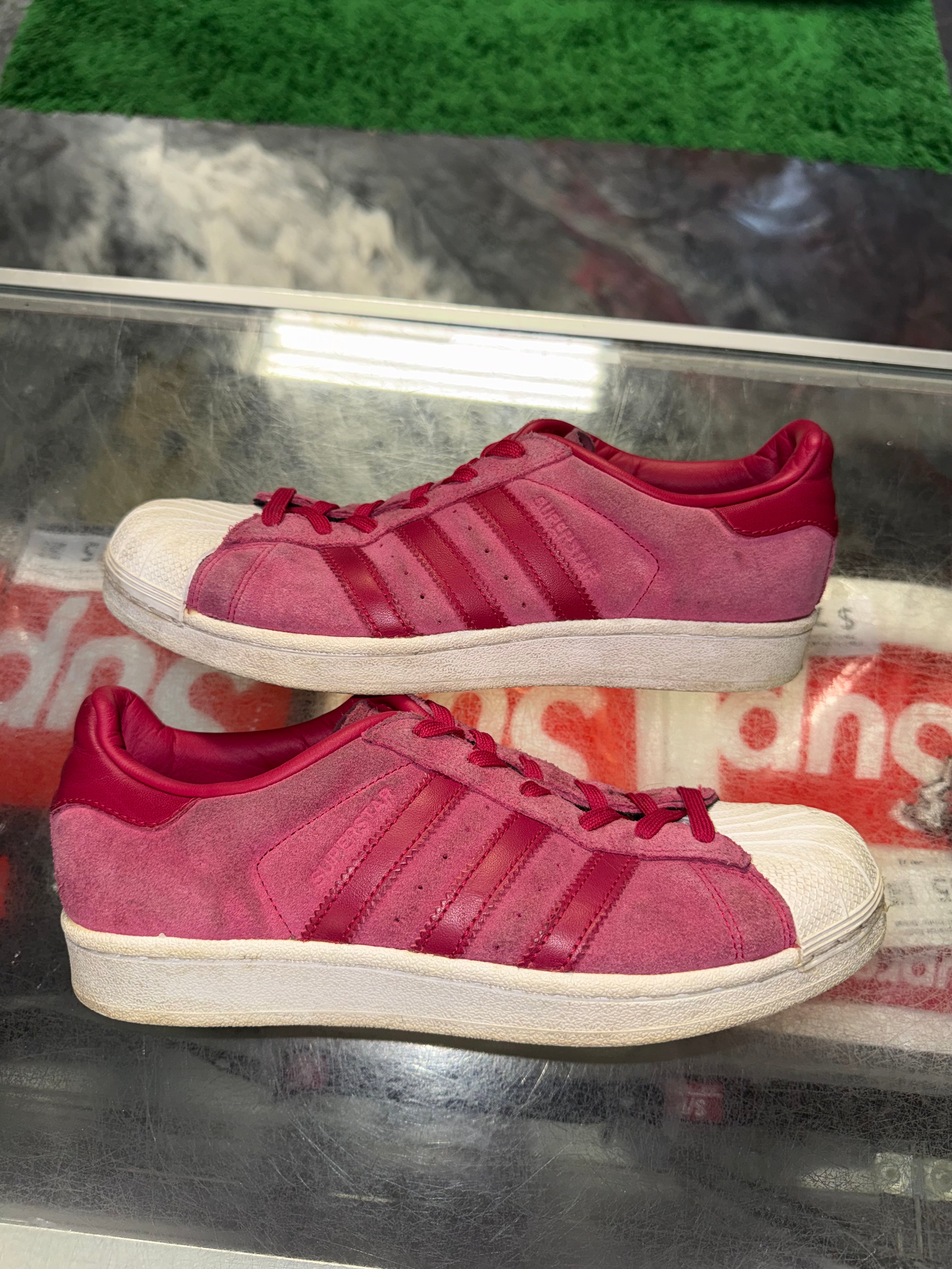 Size 7.5W Adidas Superstar "Magenta" - NB