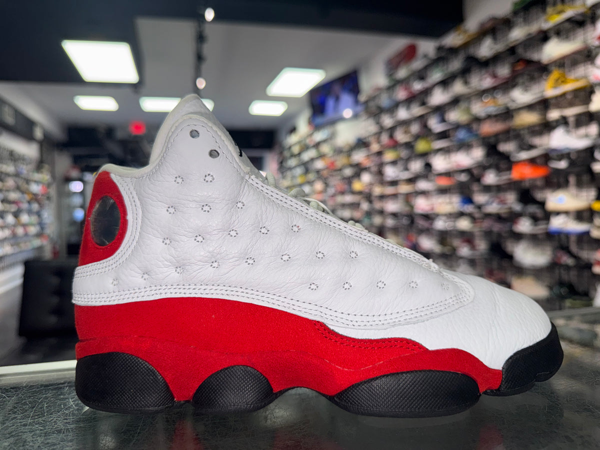 Size 5y Air Jordan 13 "Chicago" 2026