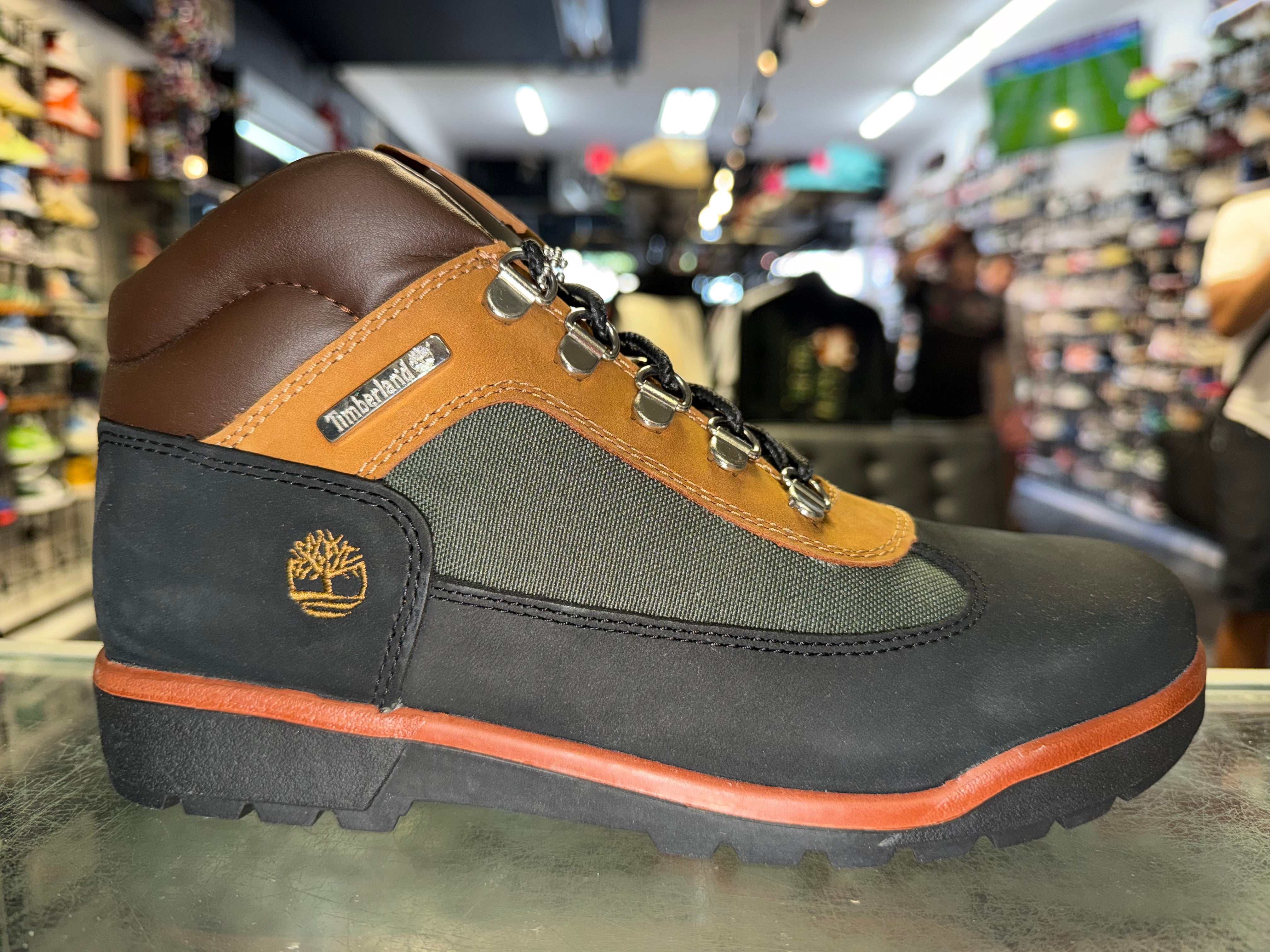 Size 6.5 Timberland Field Boot "Black Nubuck" Brand New