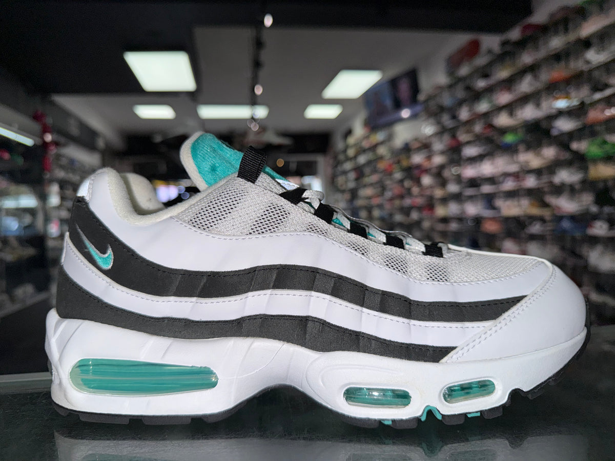 Size 10.5 Air Max 95 Big Bubble “Black Border”
