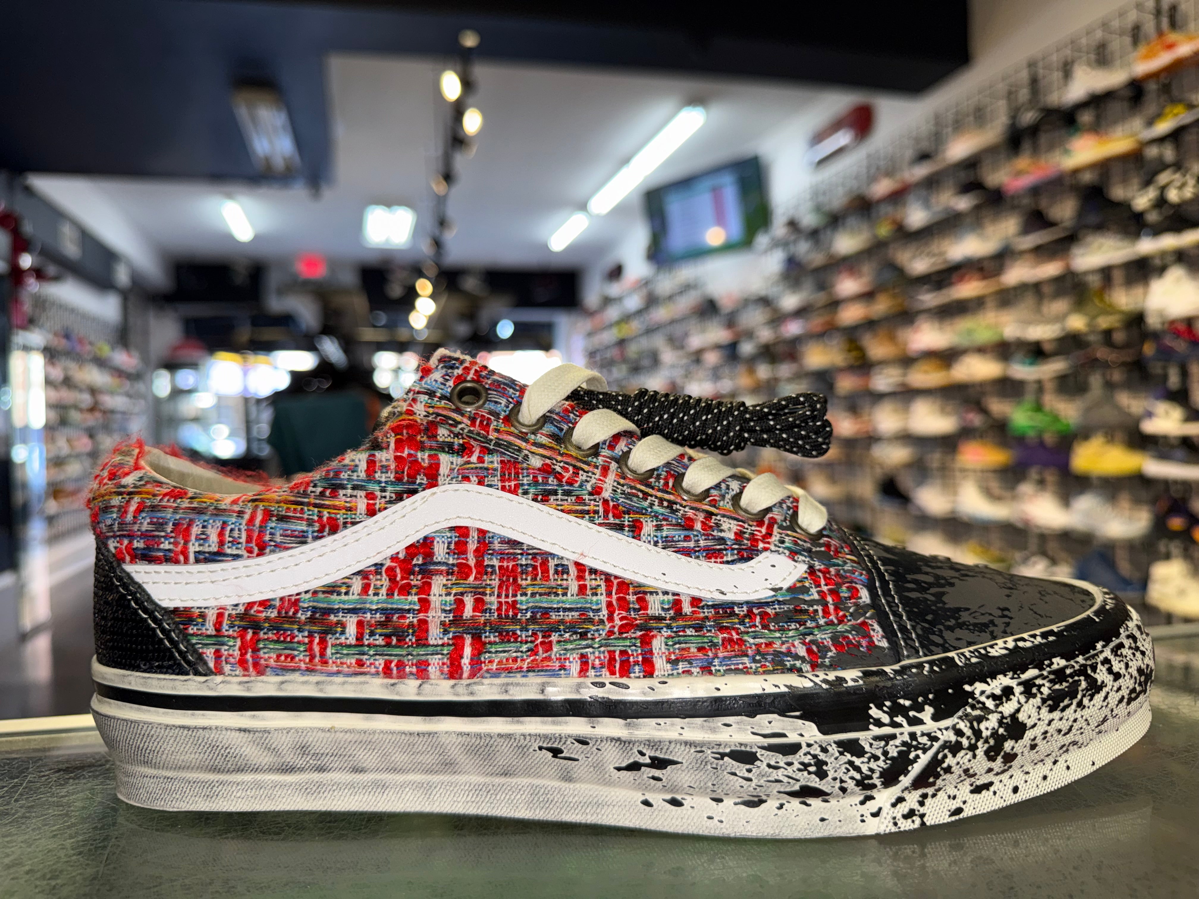 Size 9.5 Vans Premium Old Skool Charms "Red Black" Brand New