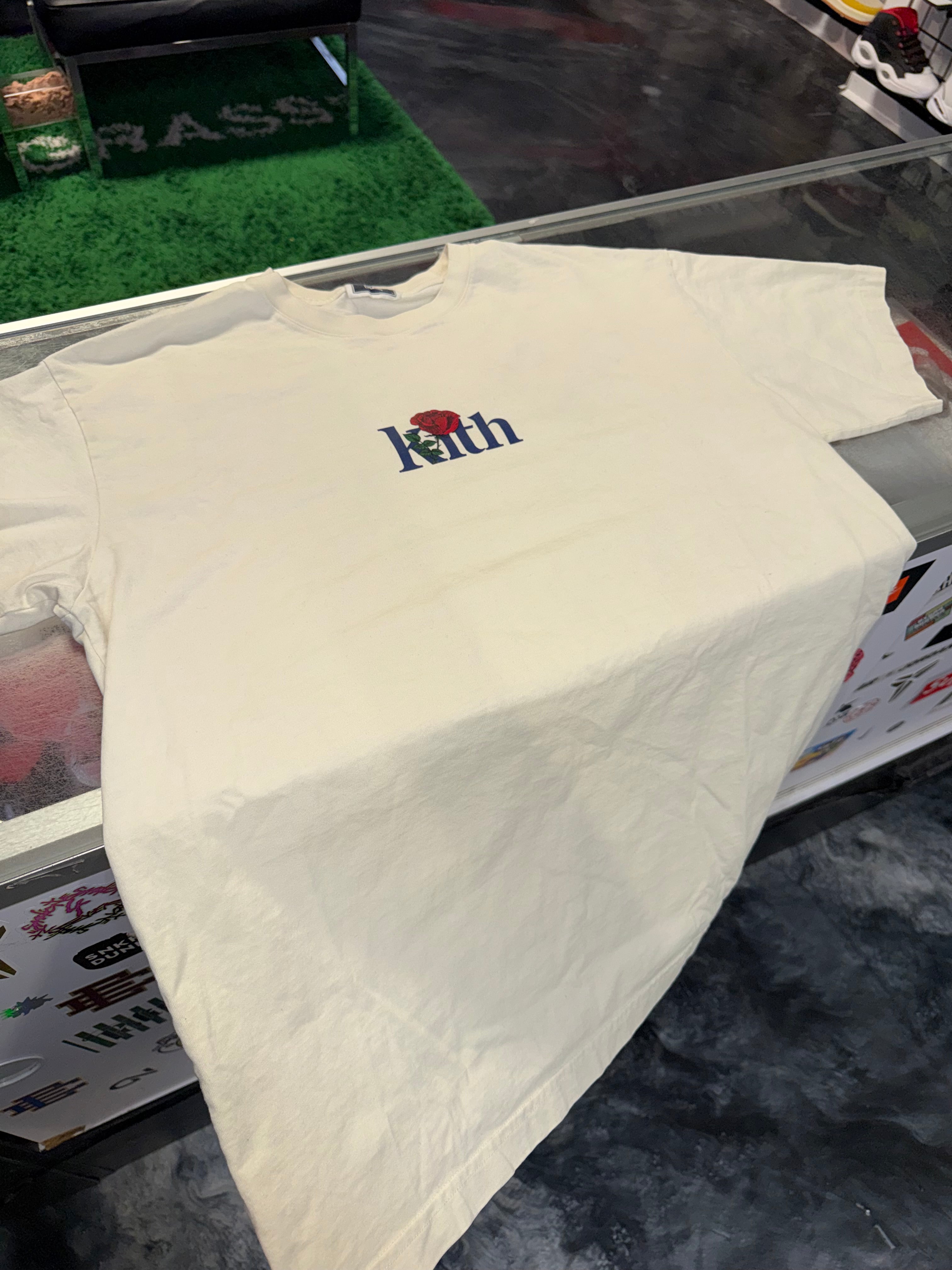 Size L Kith Rose Serif Tee “Cream”