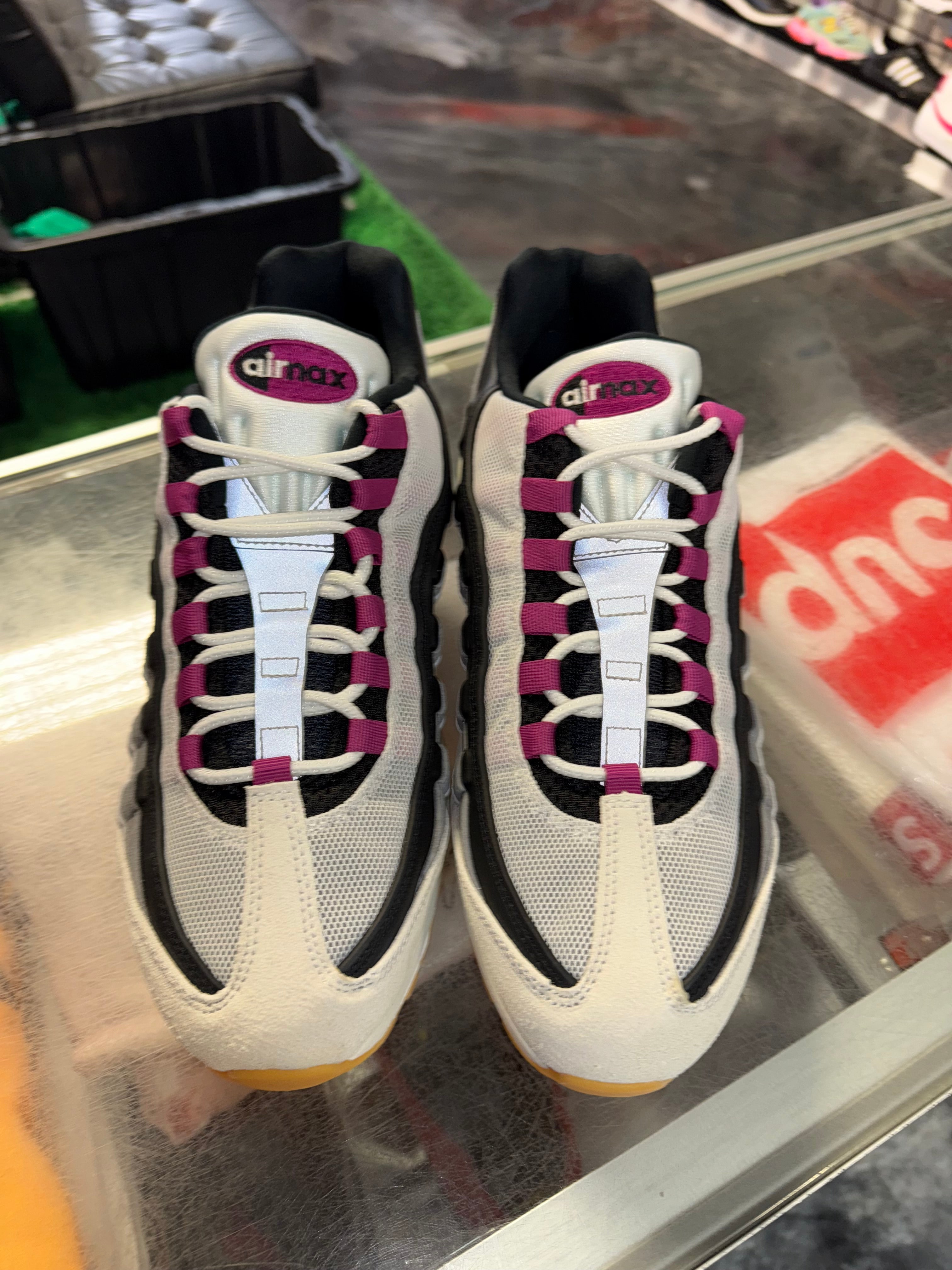 Size 7 Air Max 95 SB “Cactus Flower” Brand New