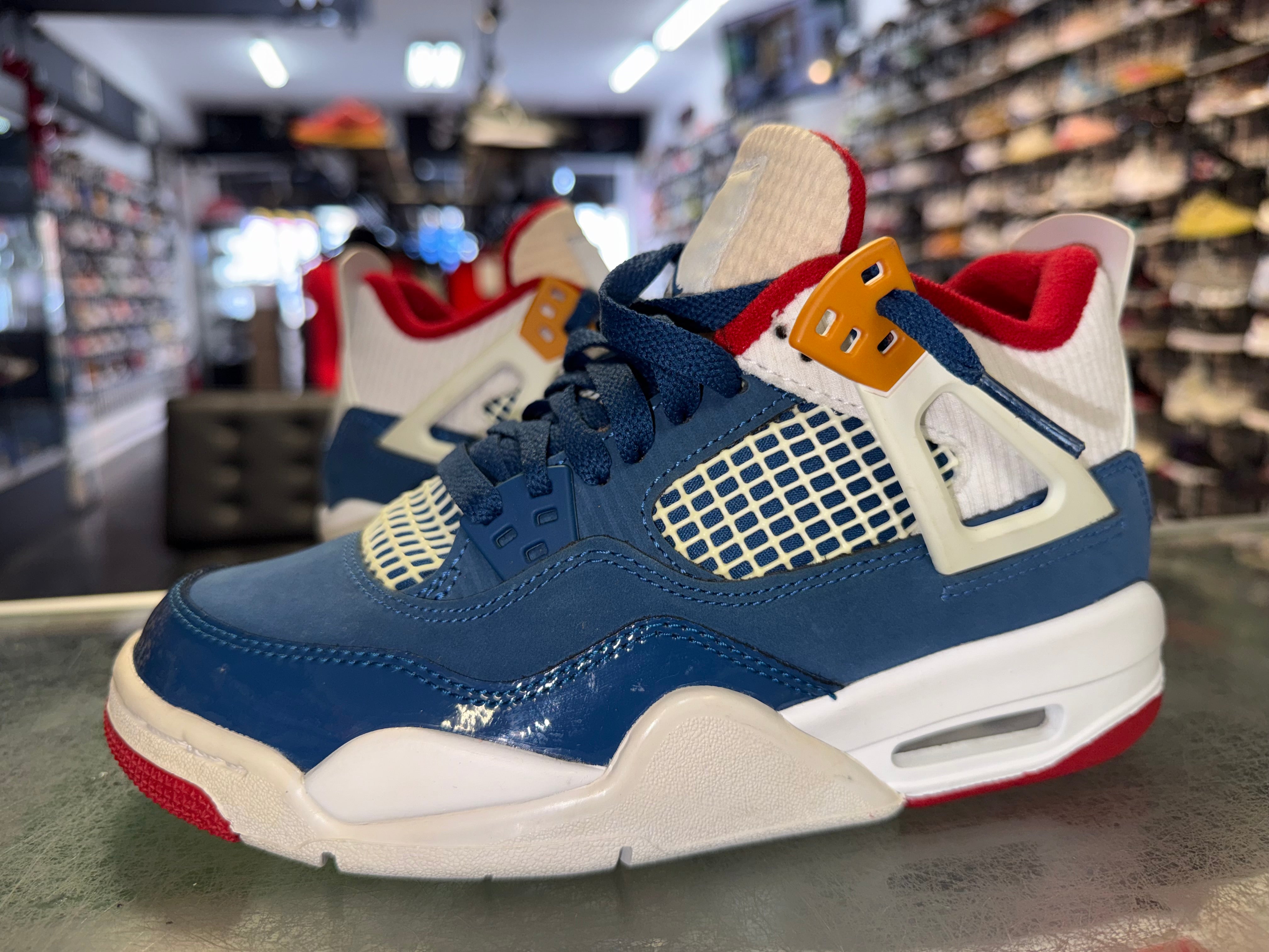 Size 4y Air Jordan 4 “Messy Room”