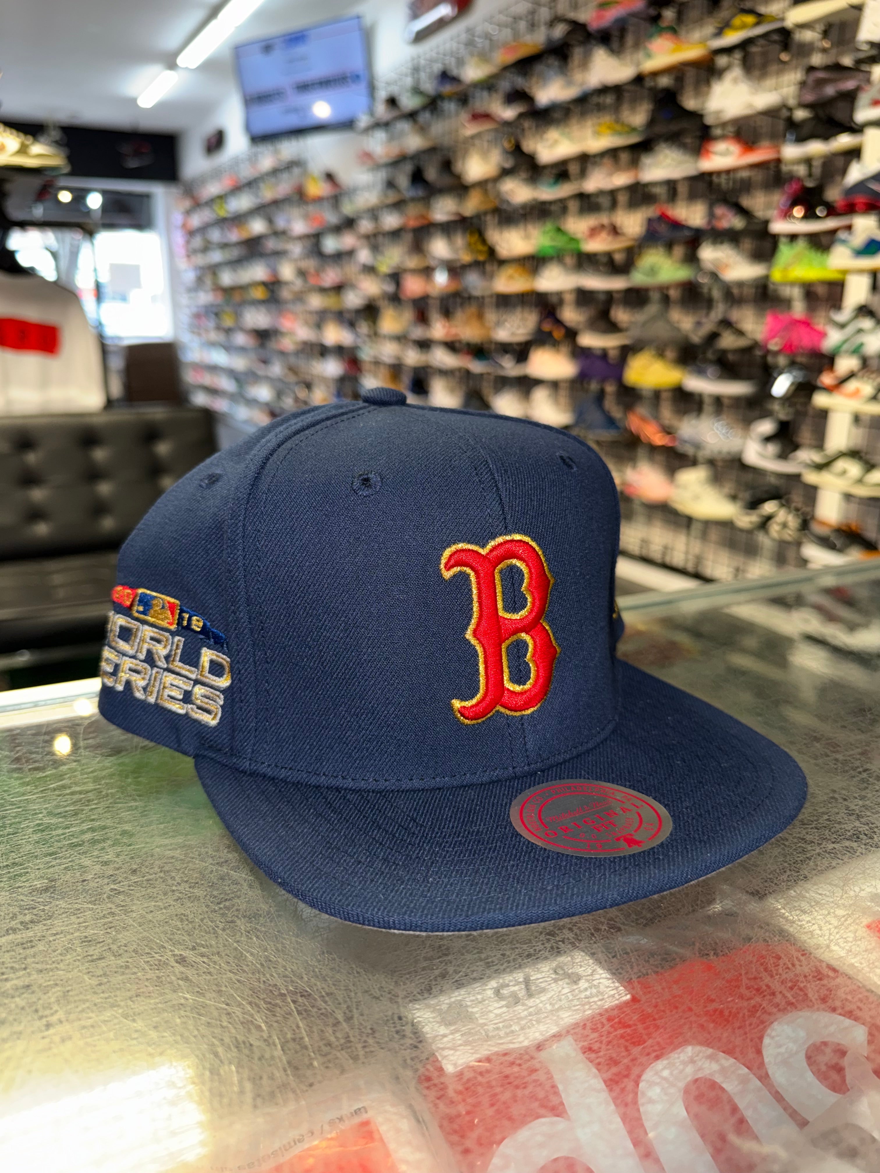 Size OS Mitchell & Ness SnapBack Hat “Boston World Series” Brand New
