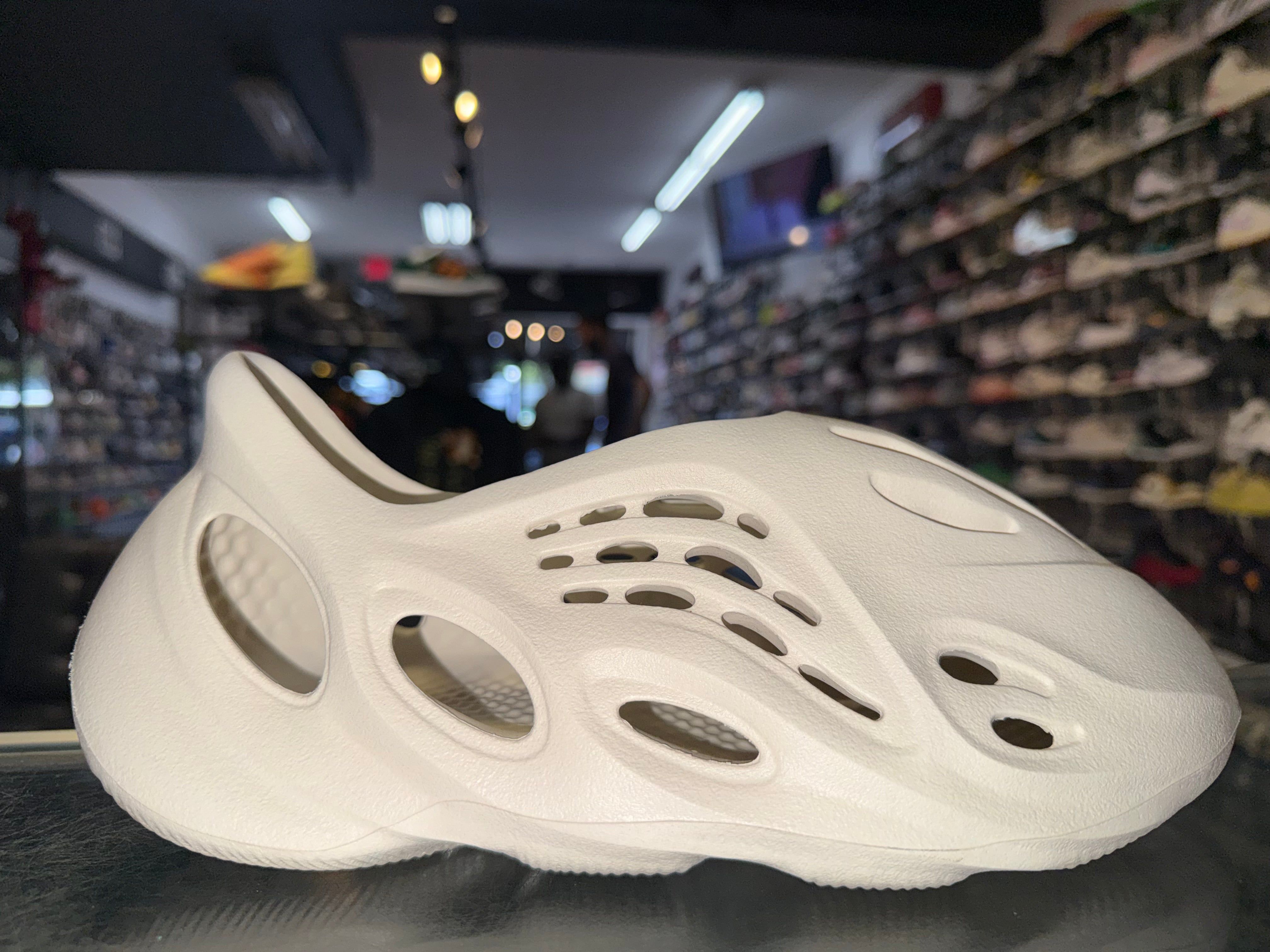 Size 8 Yeezy Foam Runner "Sand"