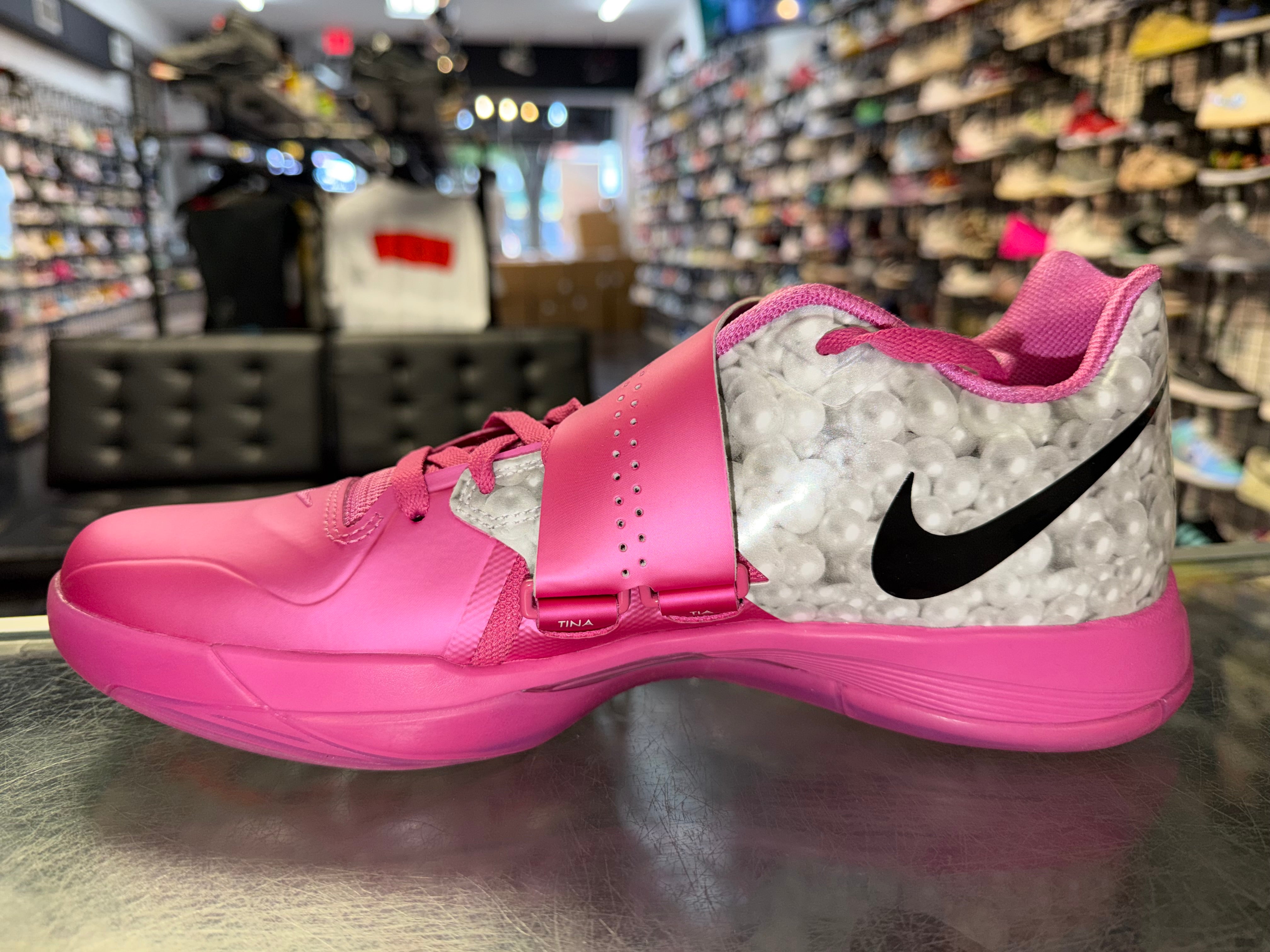 Size 11 KD 4 "Aunt Pearl"