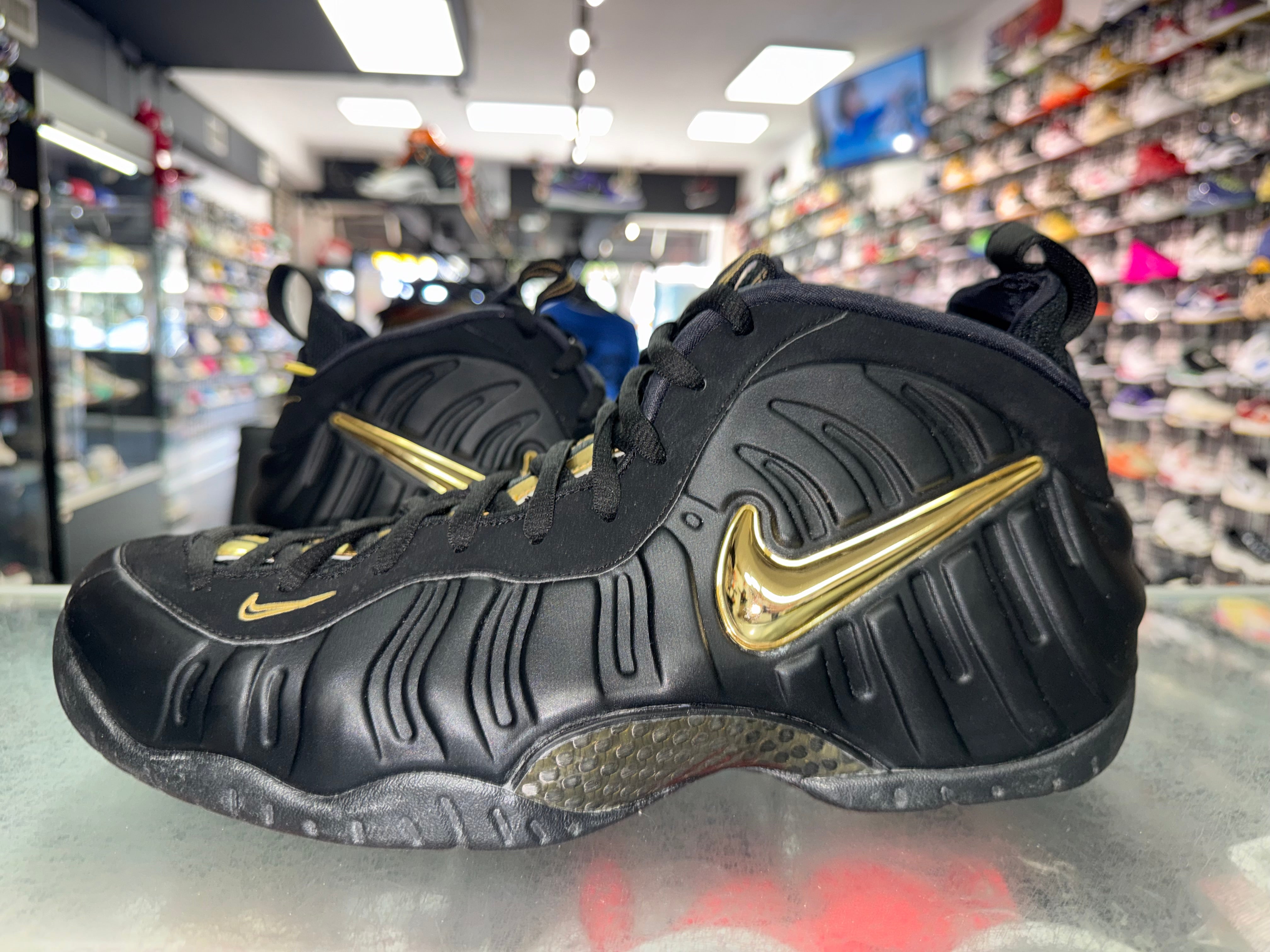 Size 13 Foamposite Pro "Black Metallic Gold"