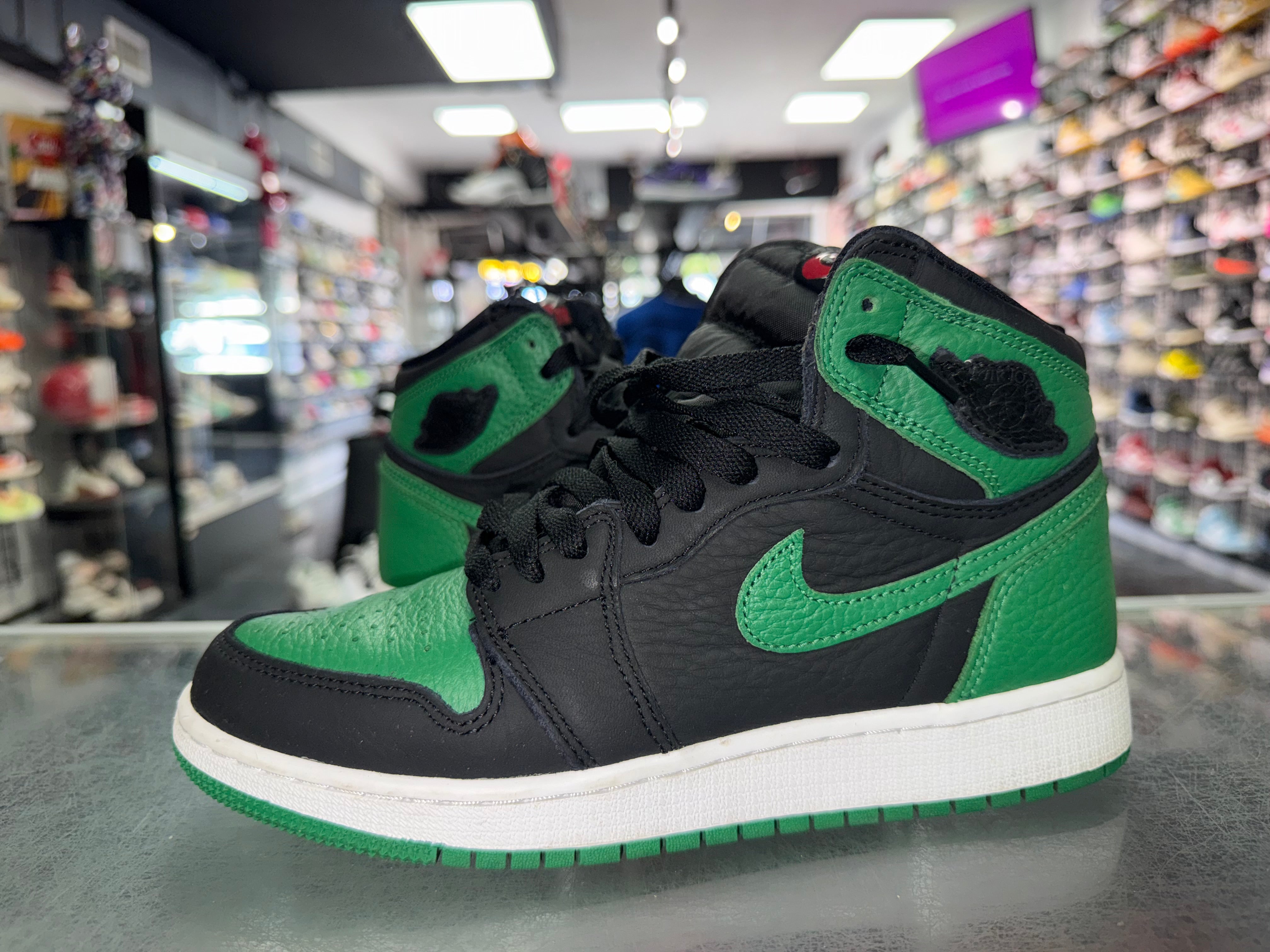 Size 6y Air Jordan 1 "Pine Green"