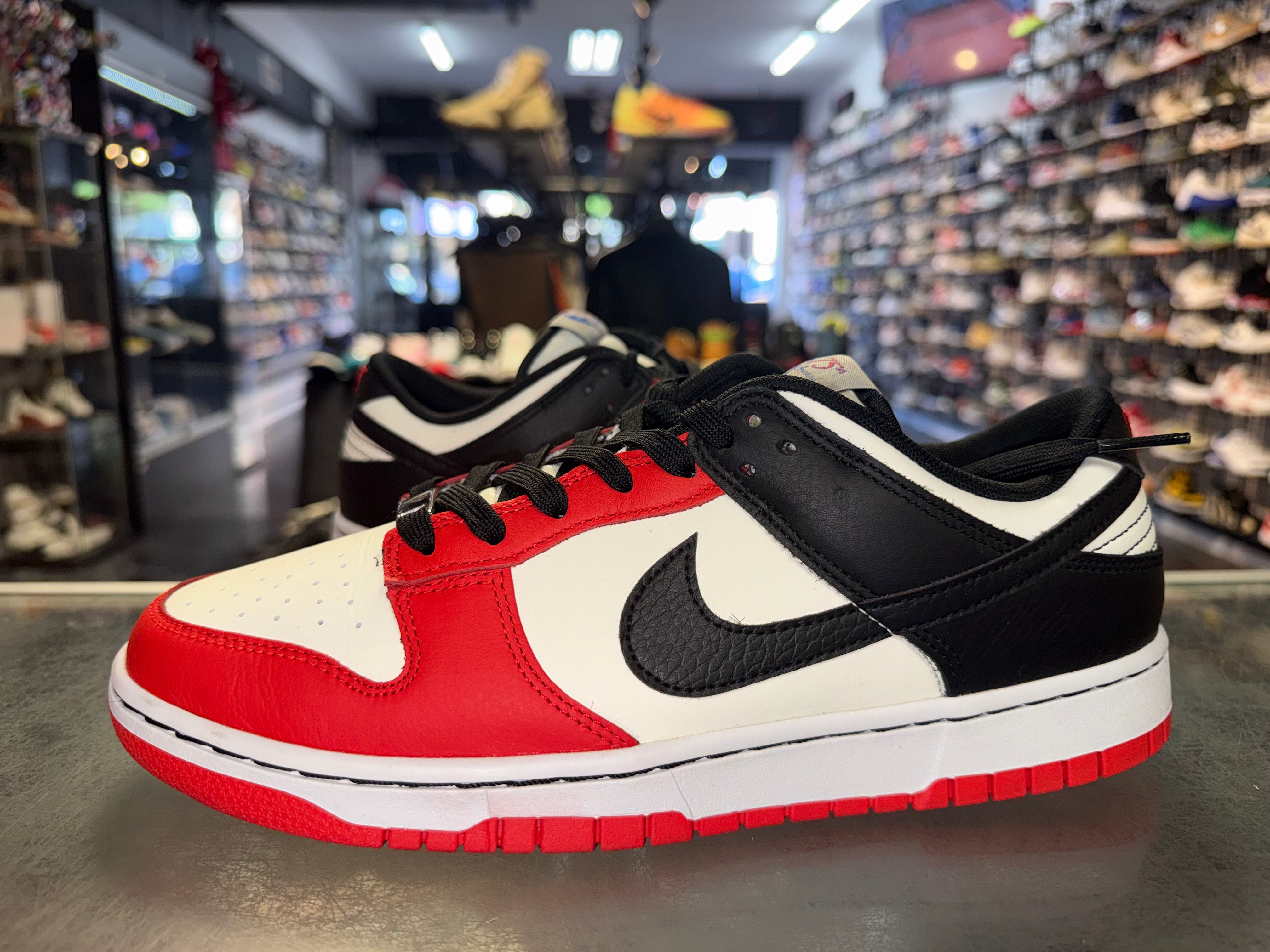 Size 9.5 Dunk Low NBA 75th Anniversary "Chicago"