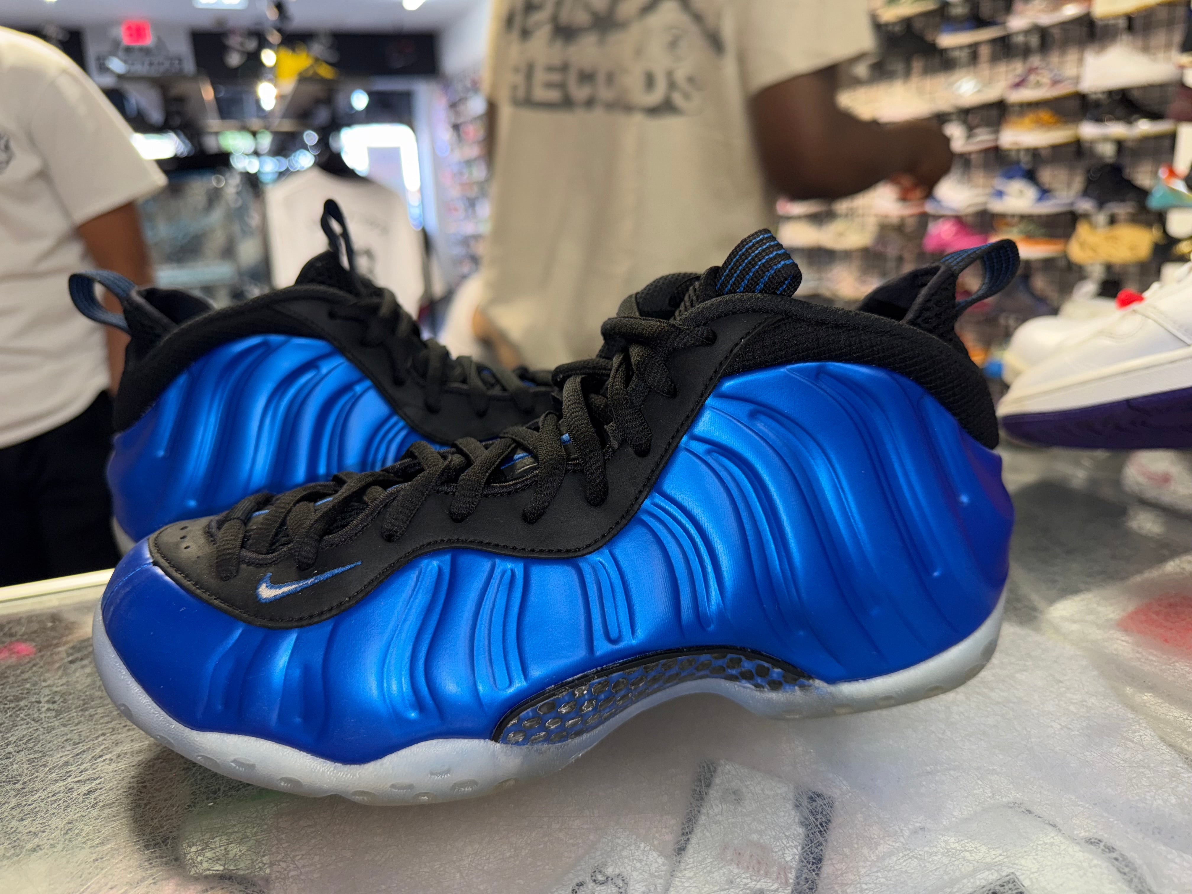 Size 8 Foamposite One "International Blue"
