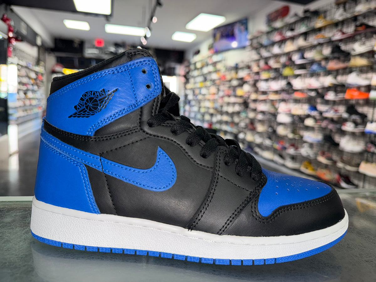 Size 6y Air Jordan 1 "Royal" 2017