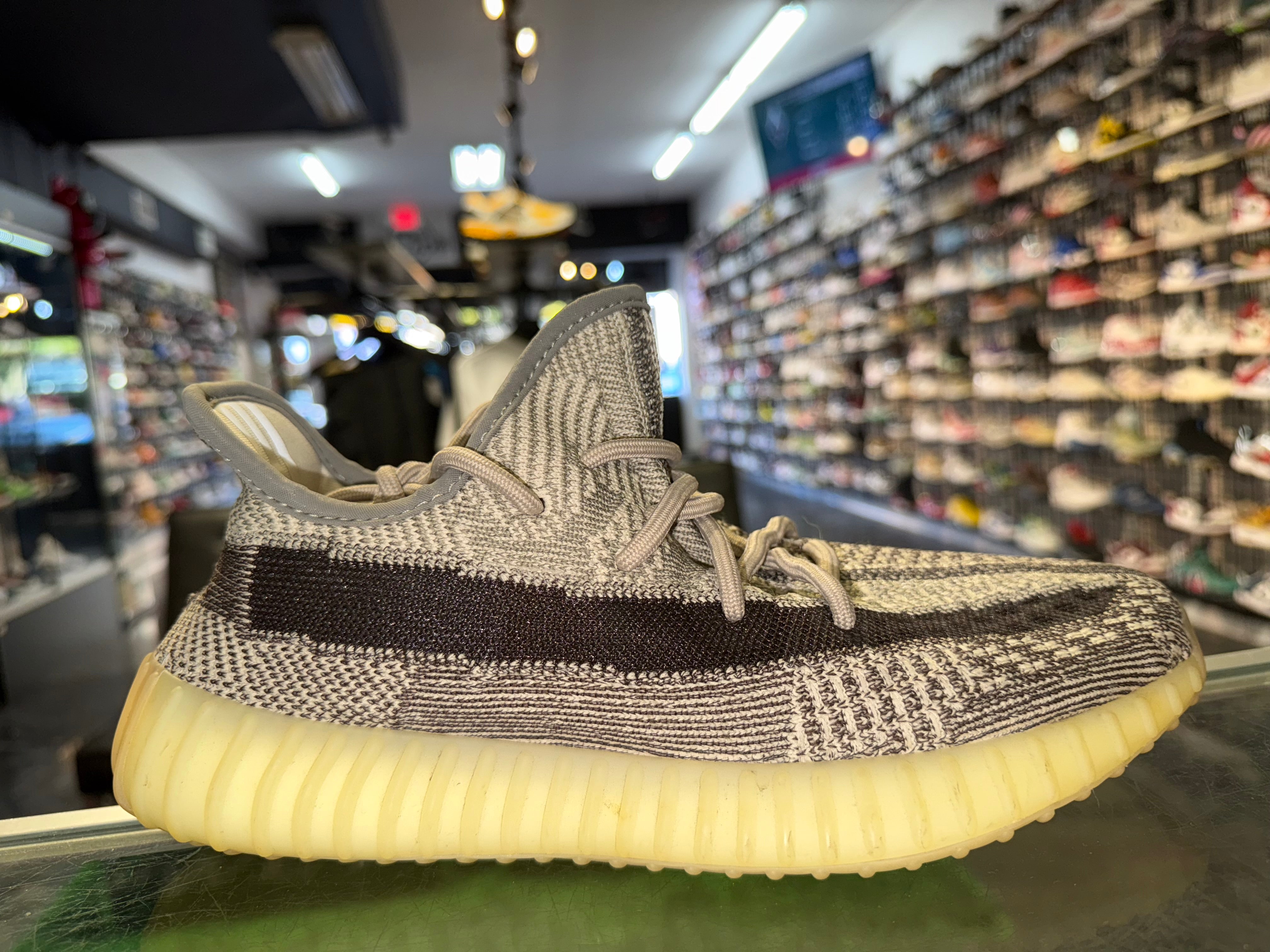 Size 8 Yeezy Boost 350 V2 "Zyon"