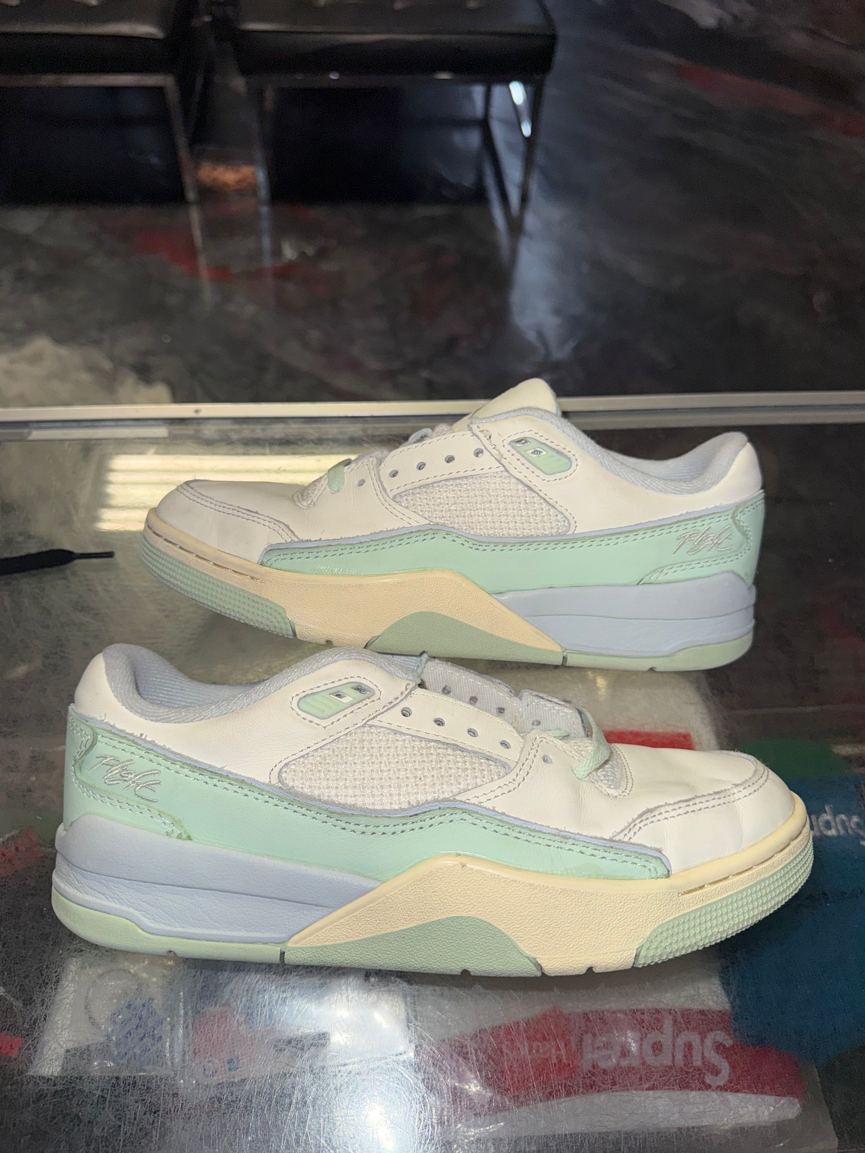 Size 10.5W Jordan Flight Low Seafoam - NB