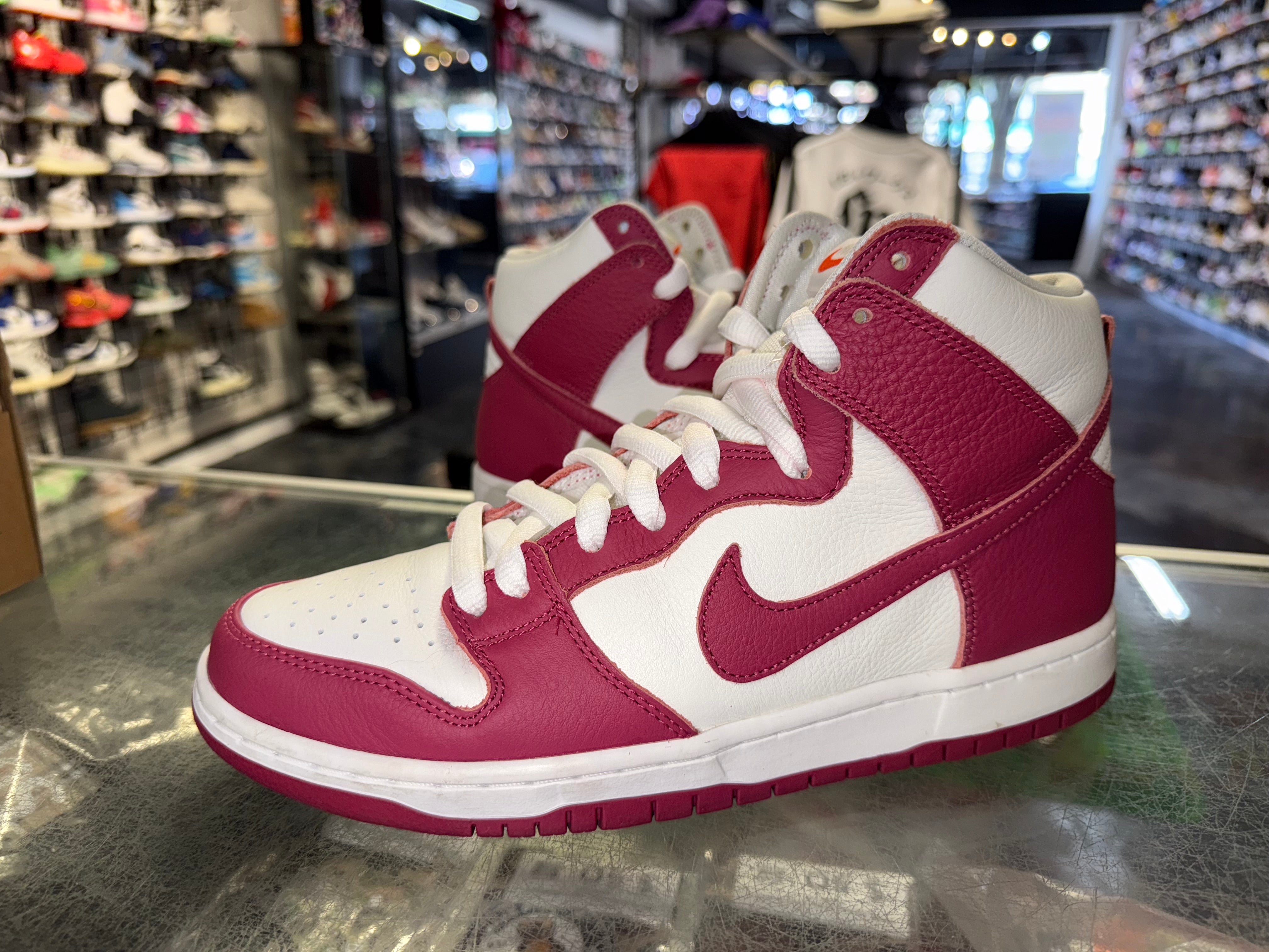 Size 9 Dunk High SB Orange Label "Sweet Beat"