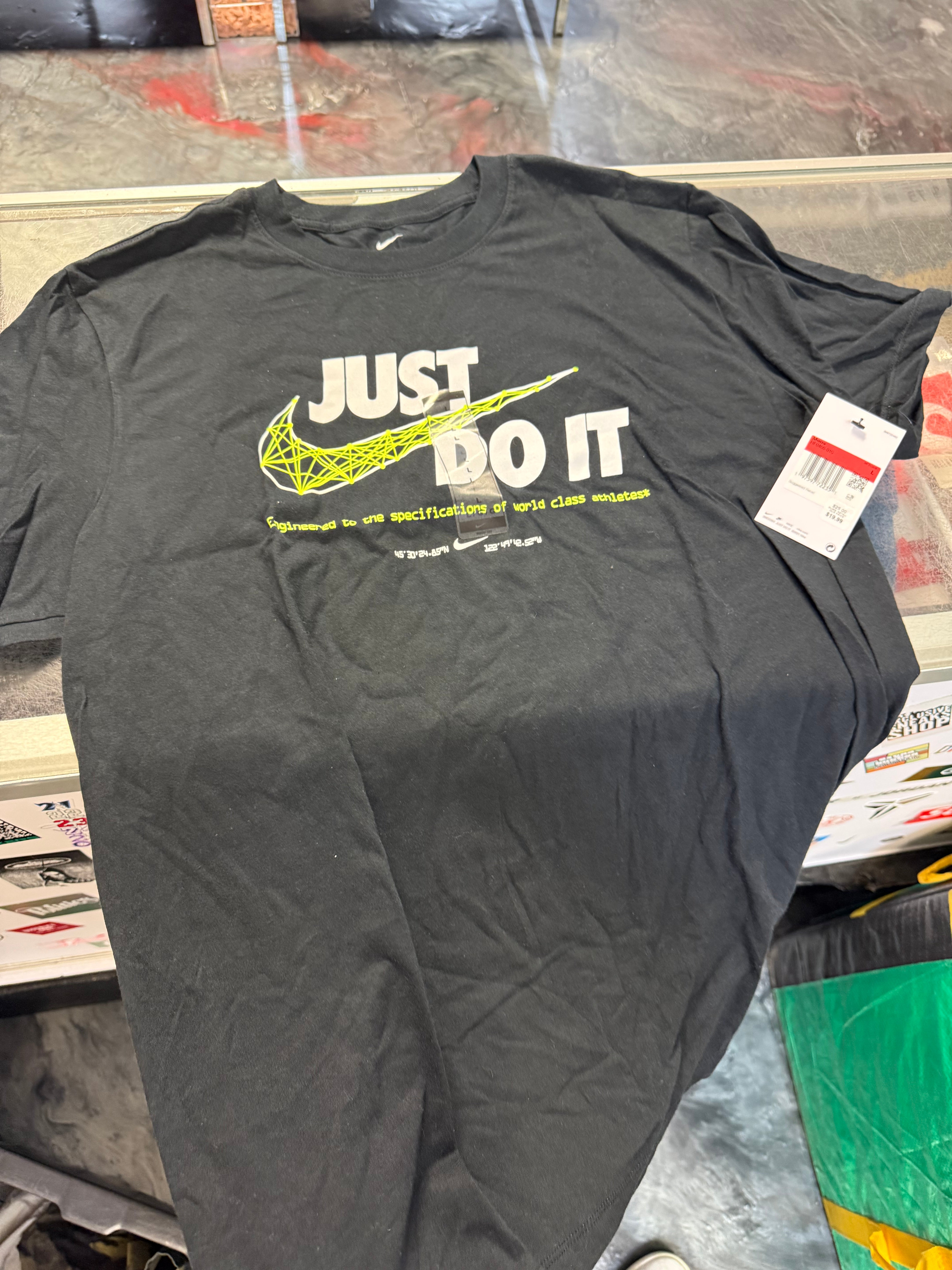Large Nike Shirt Just Do It NEW