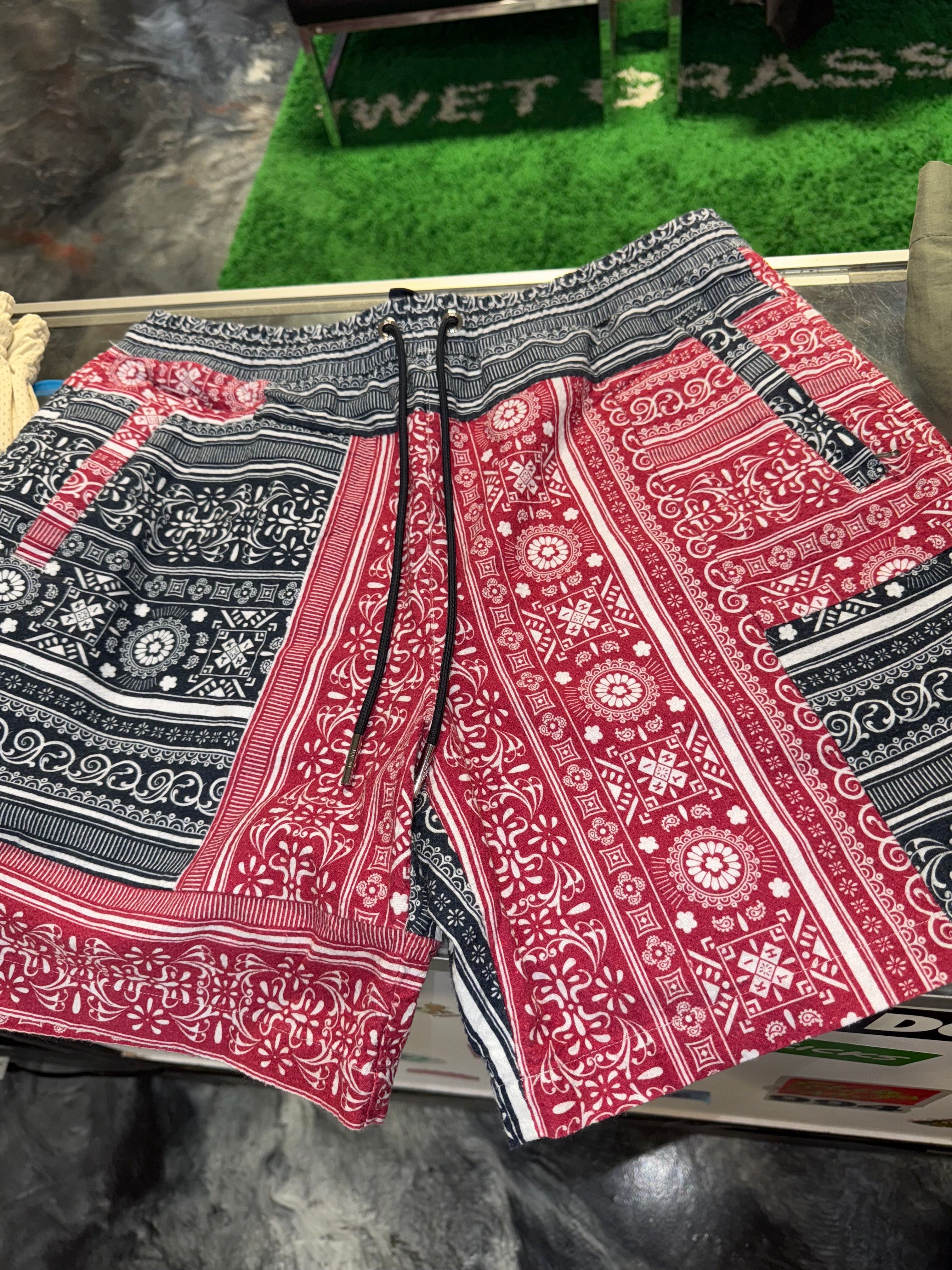 Size M Kith Patchwork Bandana Shorts “Red/Navy”