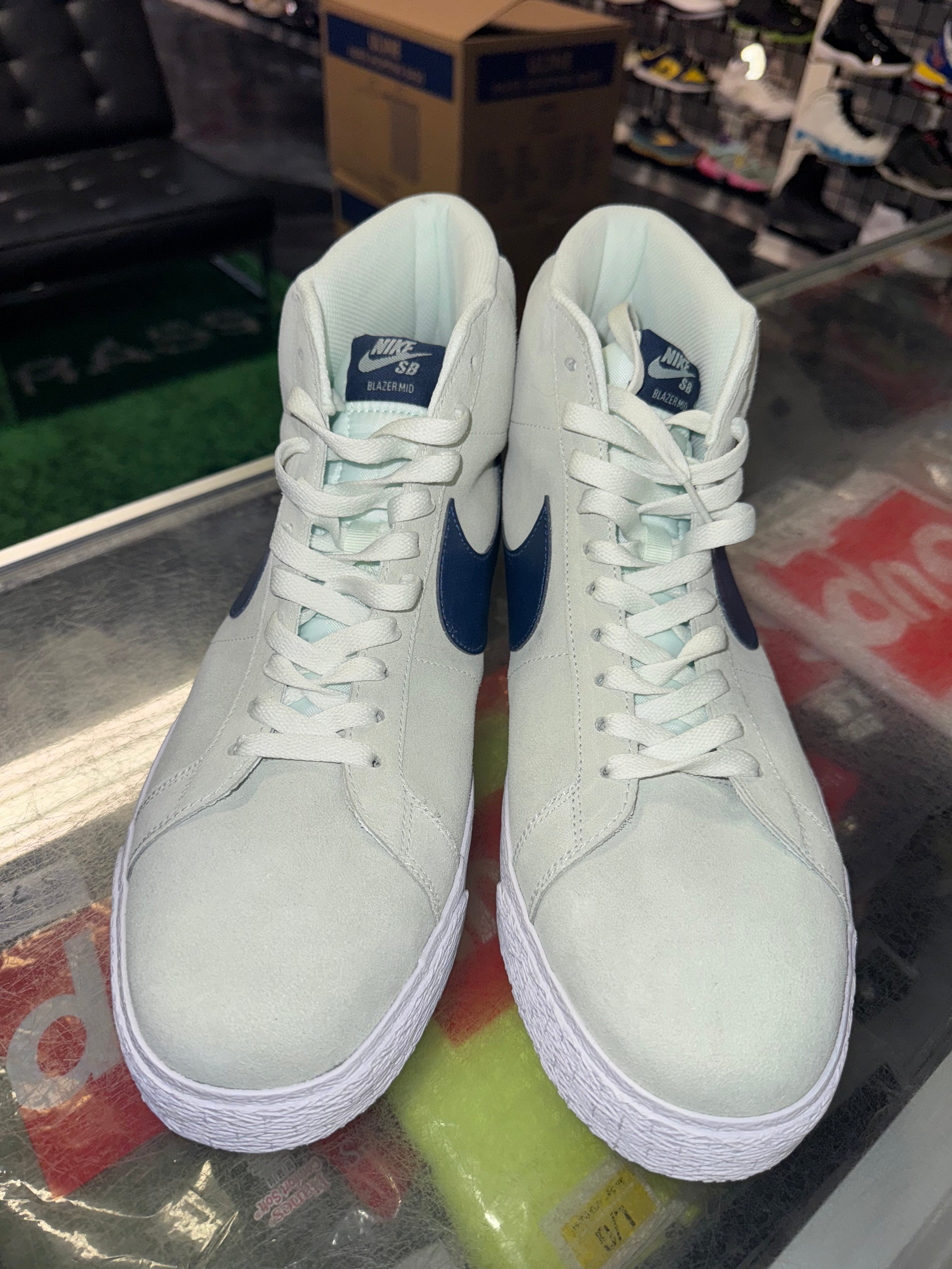 Size 14 SB Blazer Mid "Barely Green" NEW