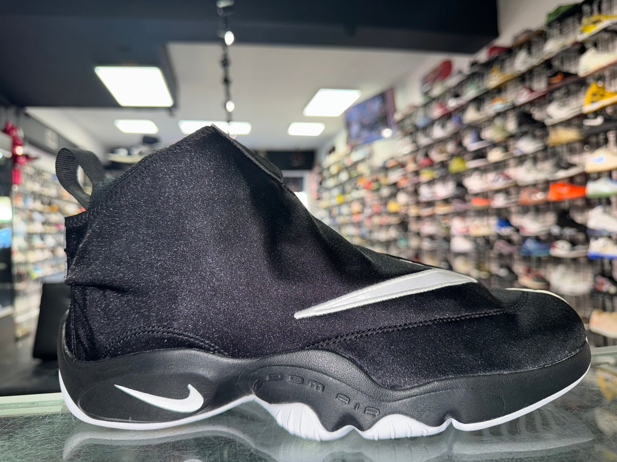 Size 12 Air Zoom Flight The Glove "Black White OG"