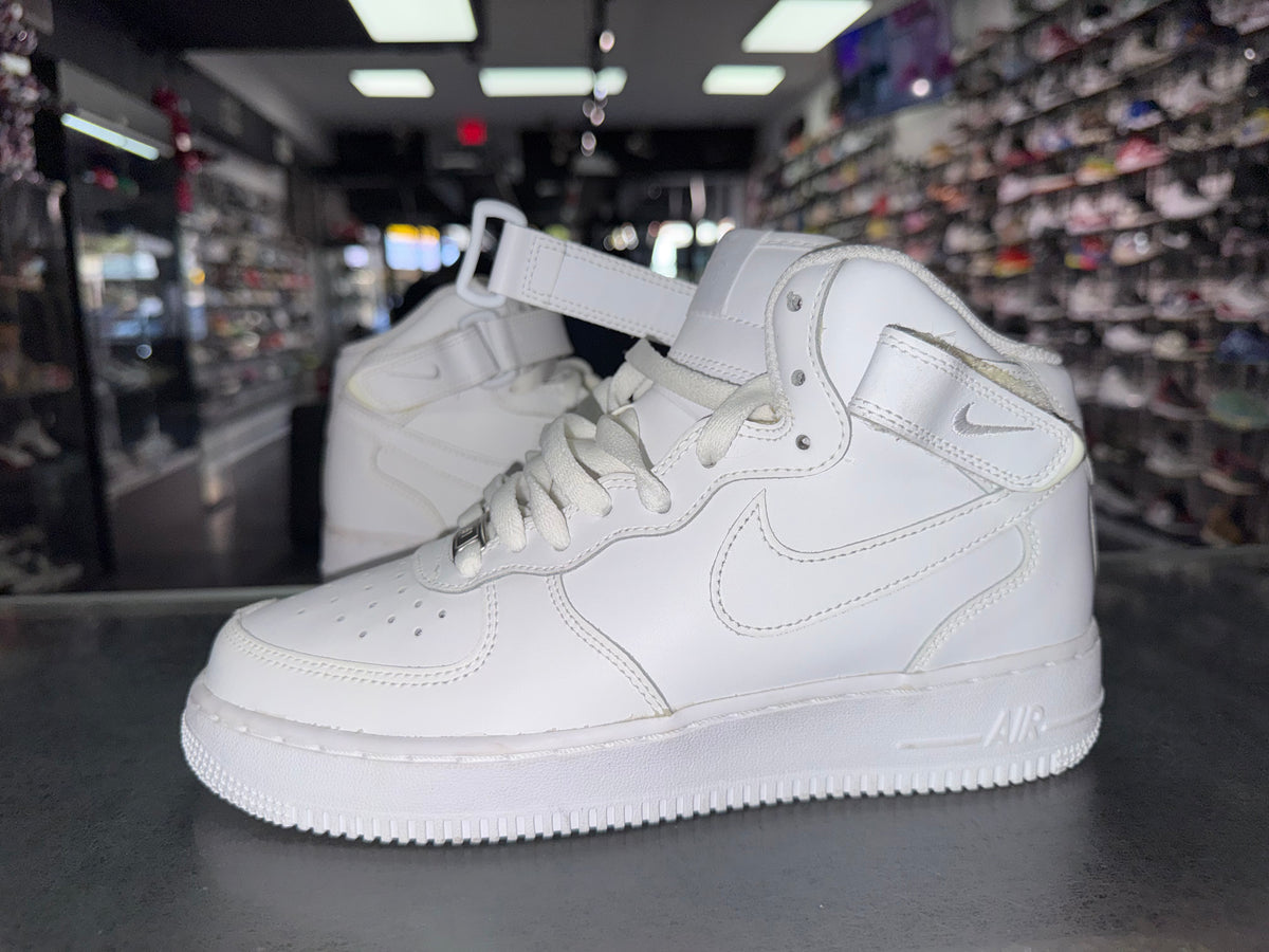 Size 7y Air Force 1 Mid “White” Worn 1x