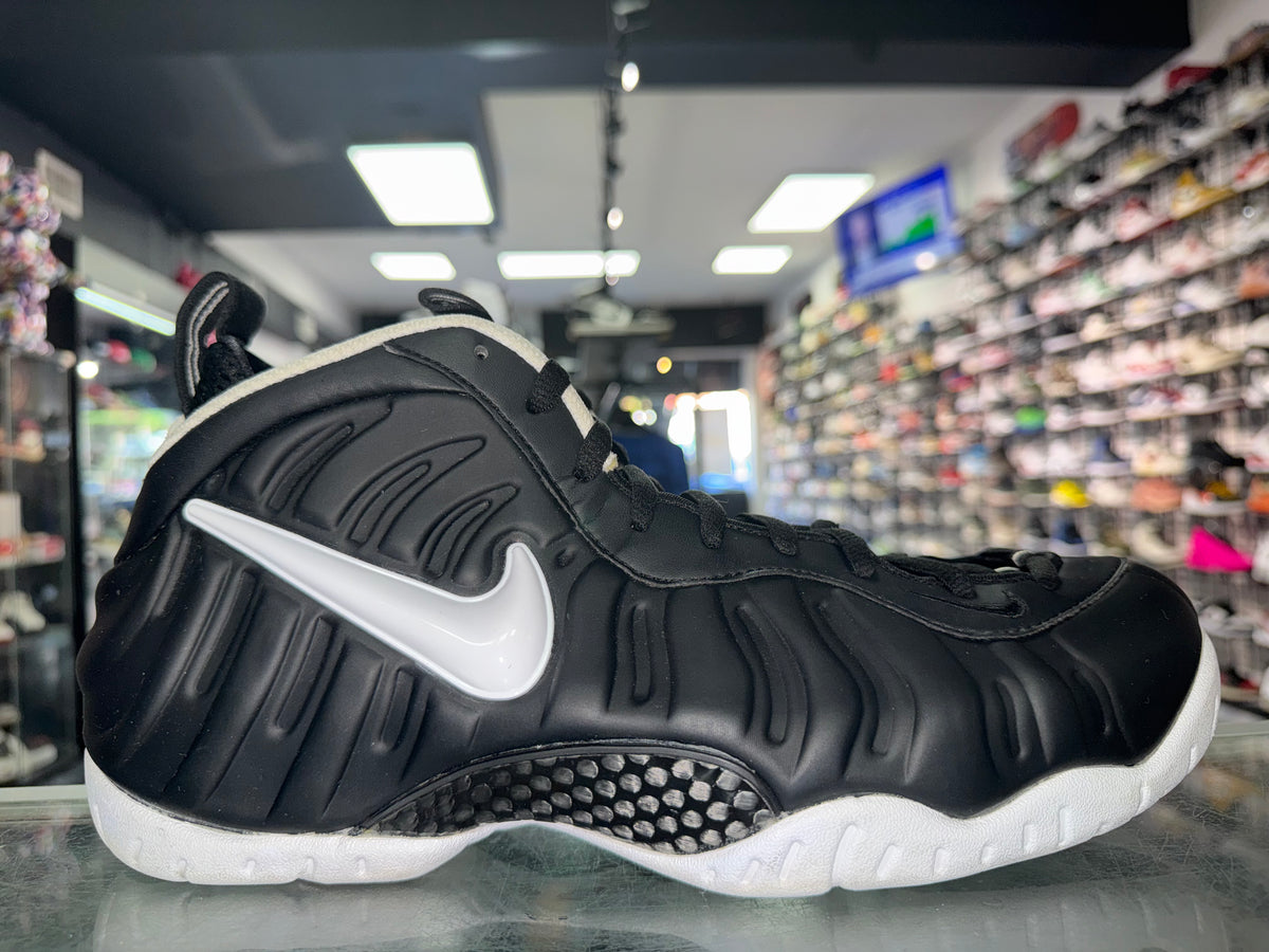 Size 11 Foamposite Pro "Dr. Doom"