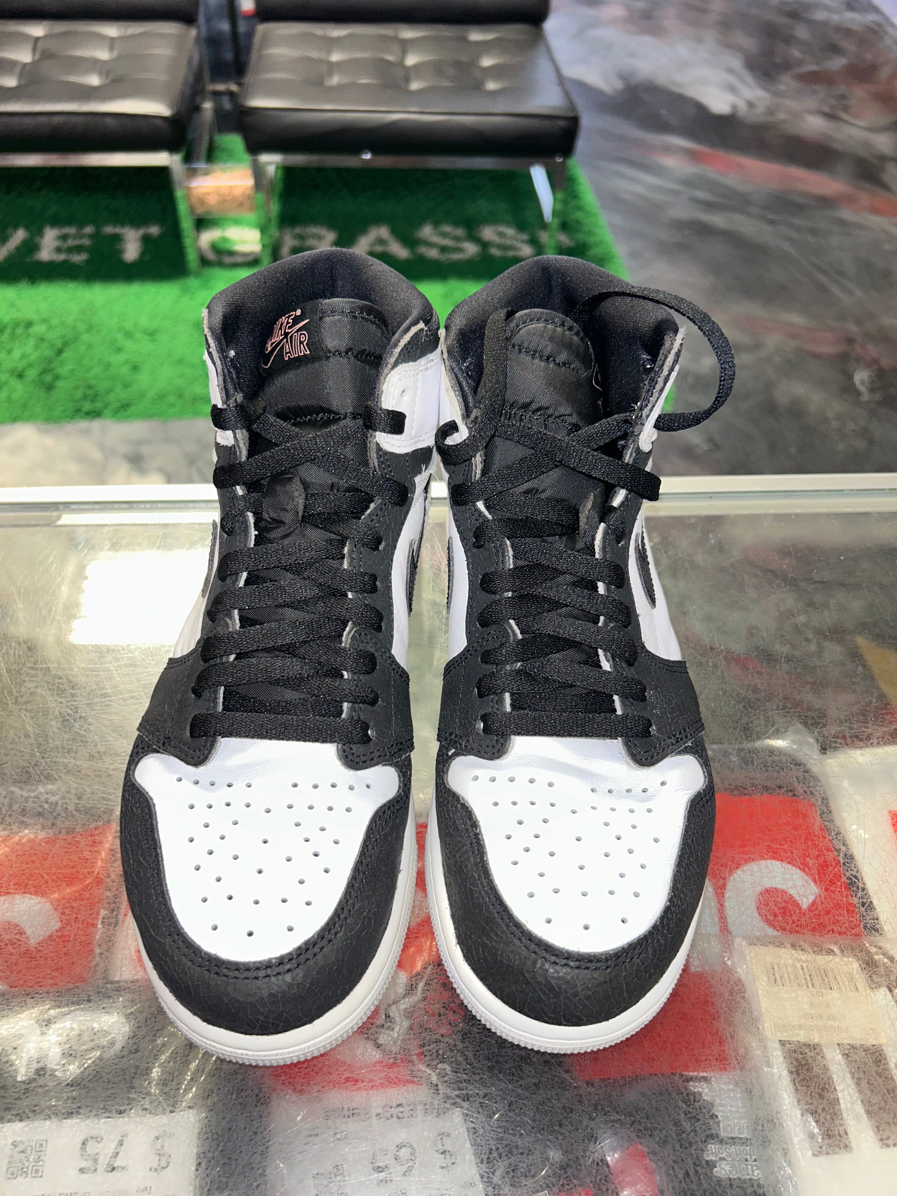 Size 8 AJ 1 "Bleached Coral"