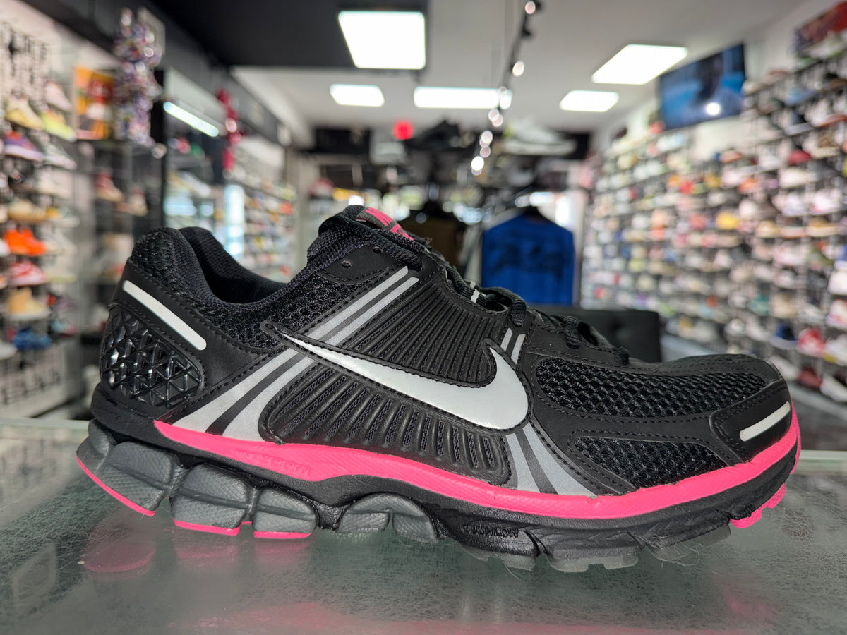 Size 9 Zoom Vomero 5 "Black Pink Blast"