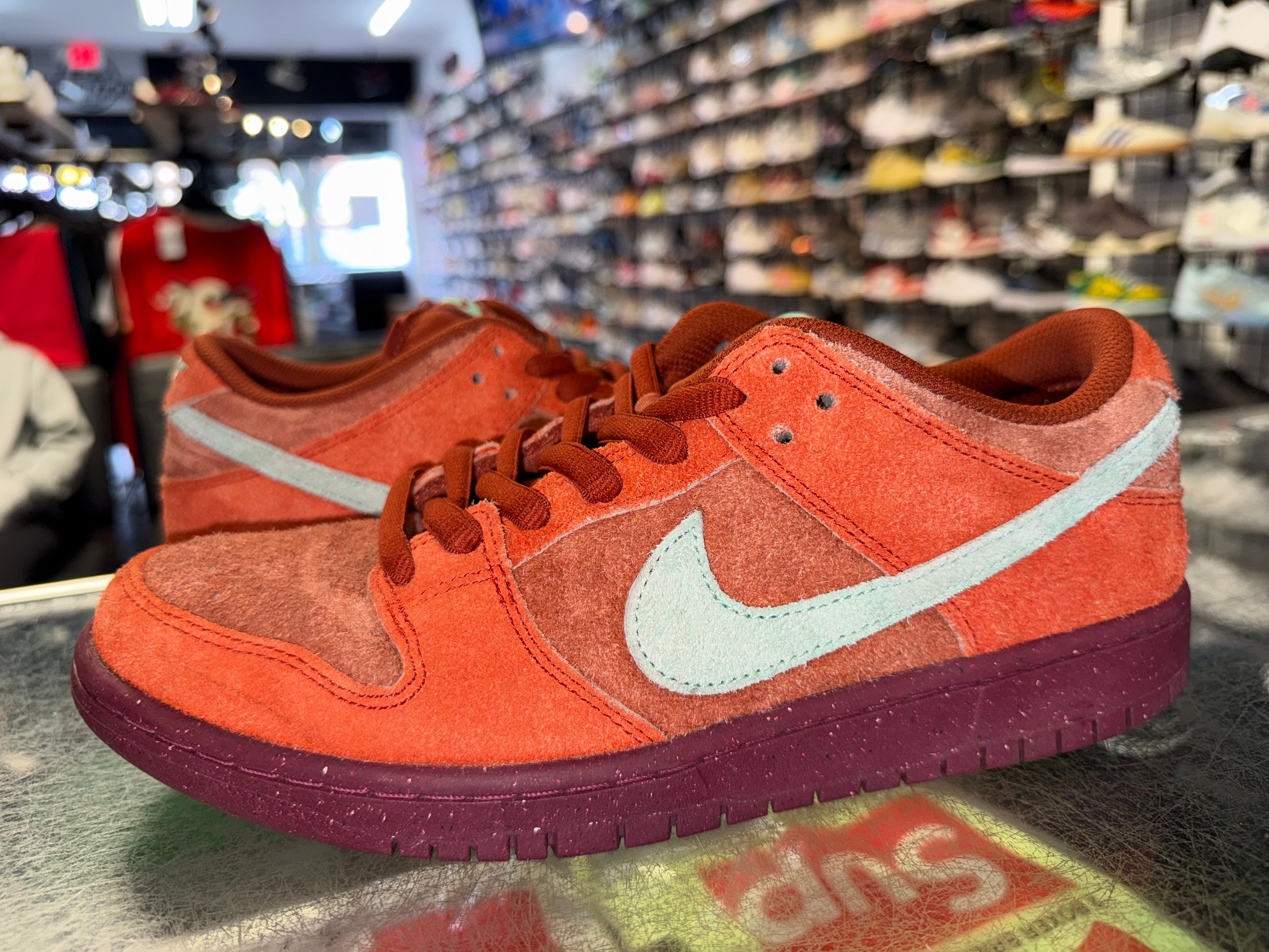 Size 9 Dunk Low SB “Rosewood”