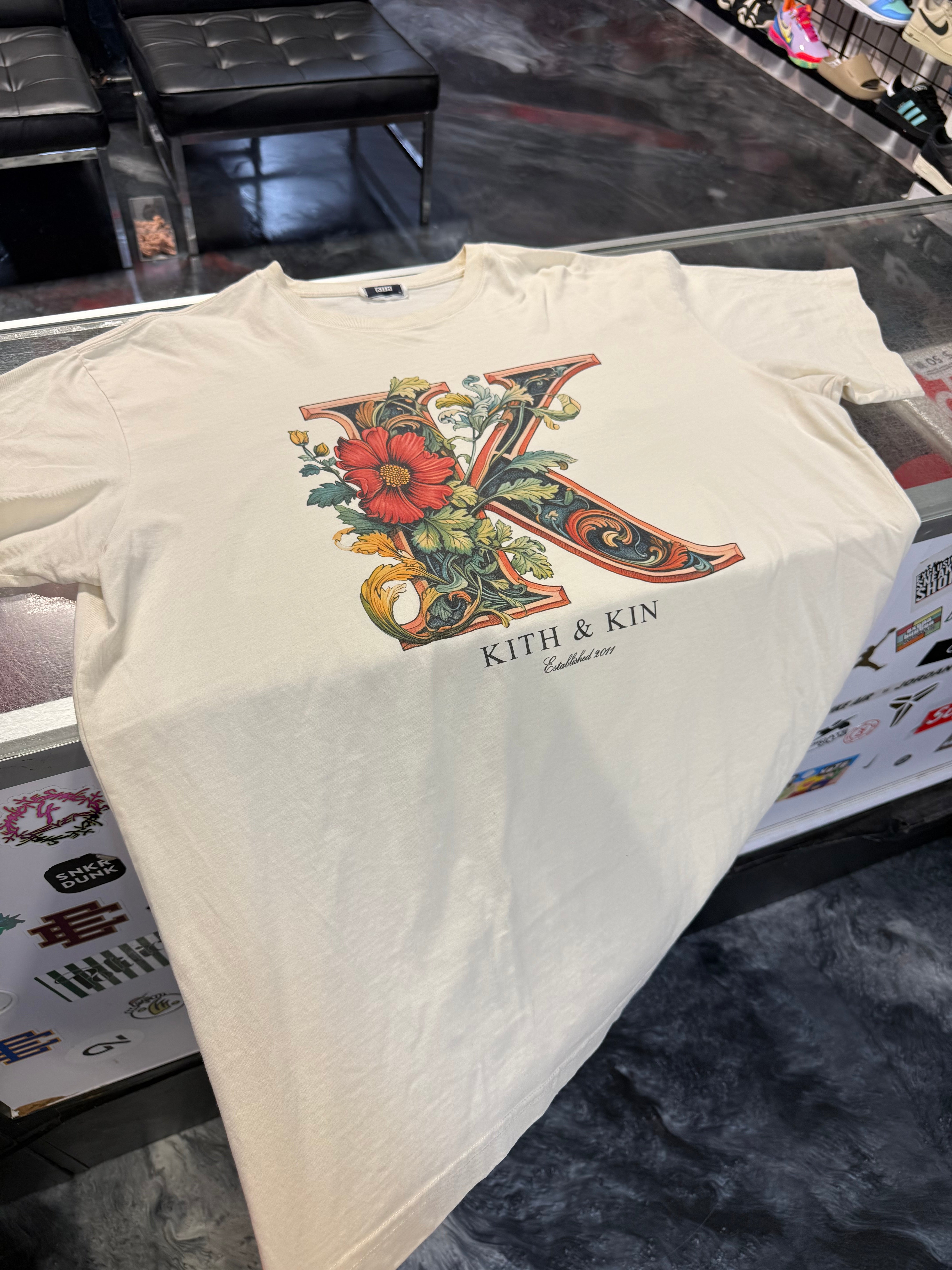 Size XL Kith Flower K Tee “Cream”