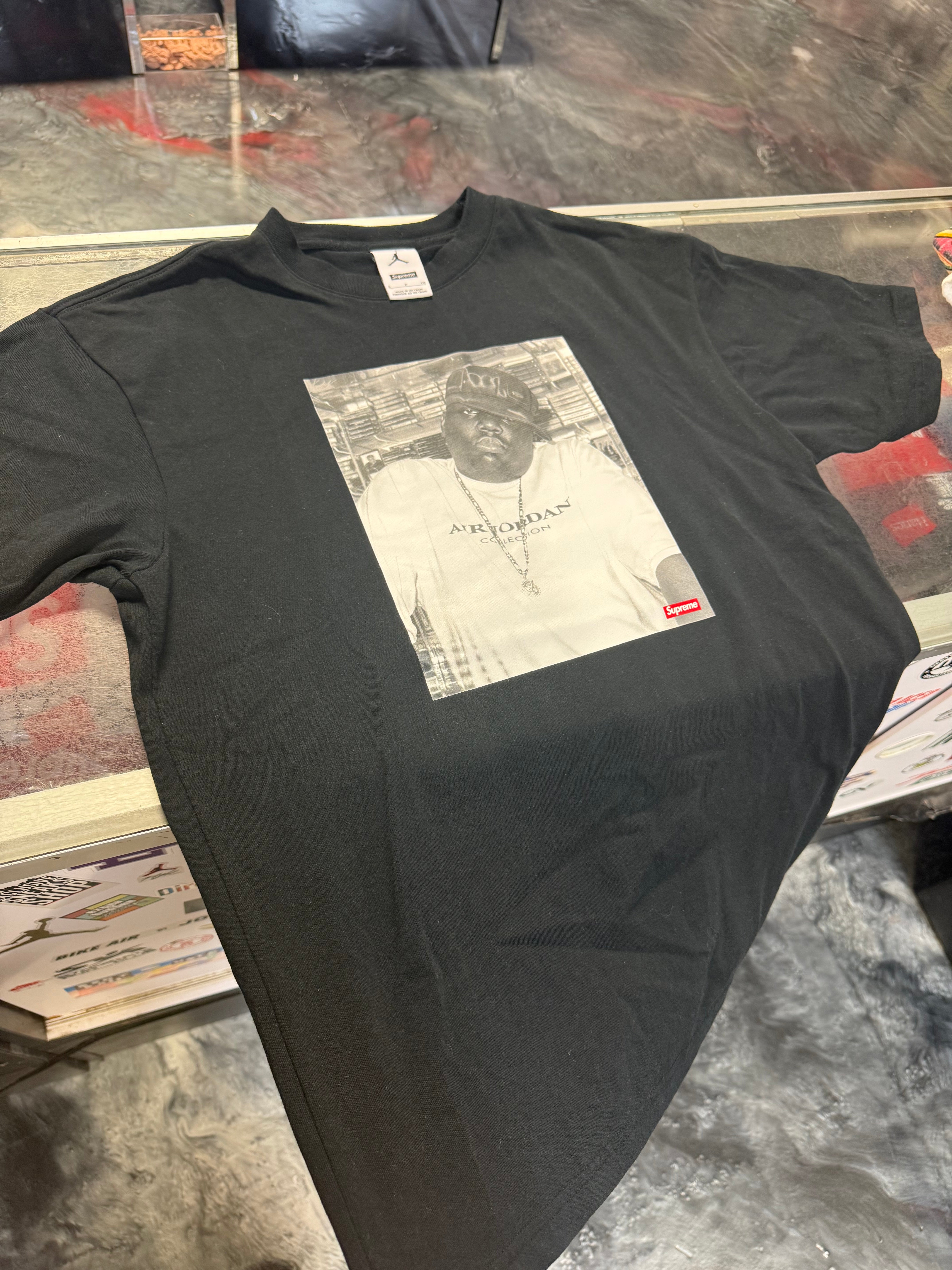 Size S Supreme x Jordan Biggie Tee “Black”