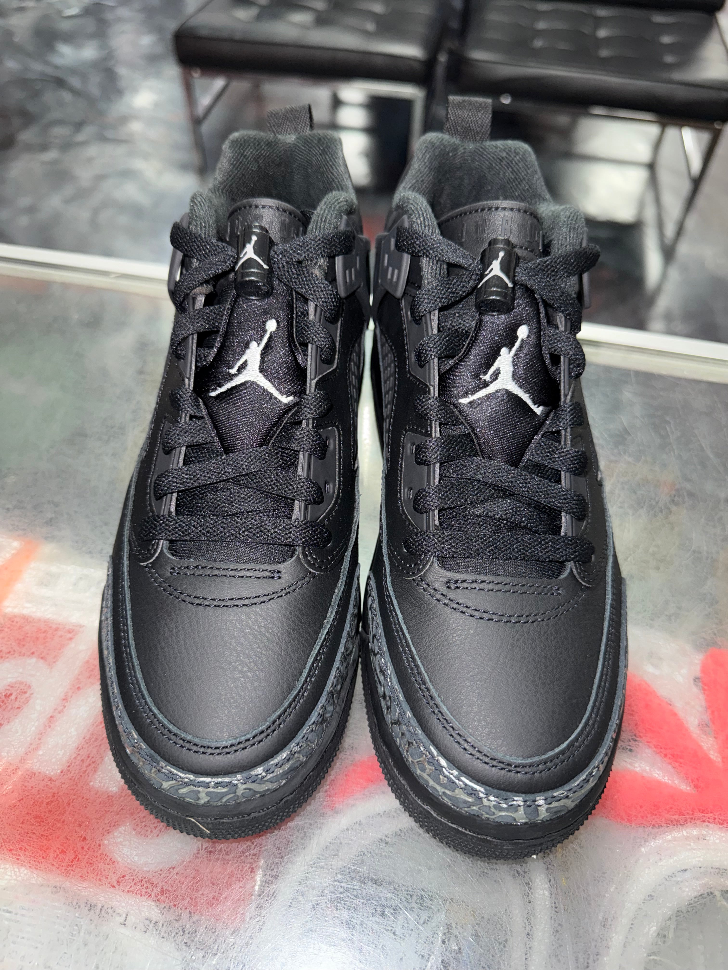 Size 7y Jordan Spizike Low "Black Metallic Silver" Brand New