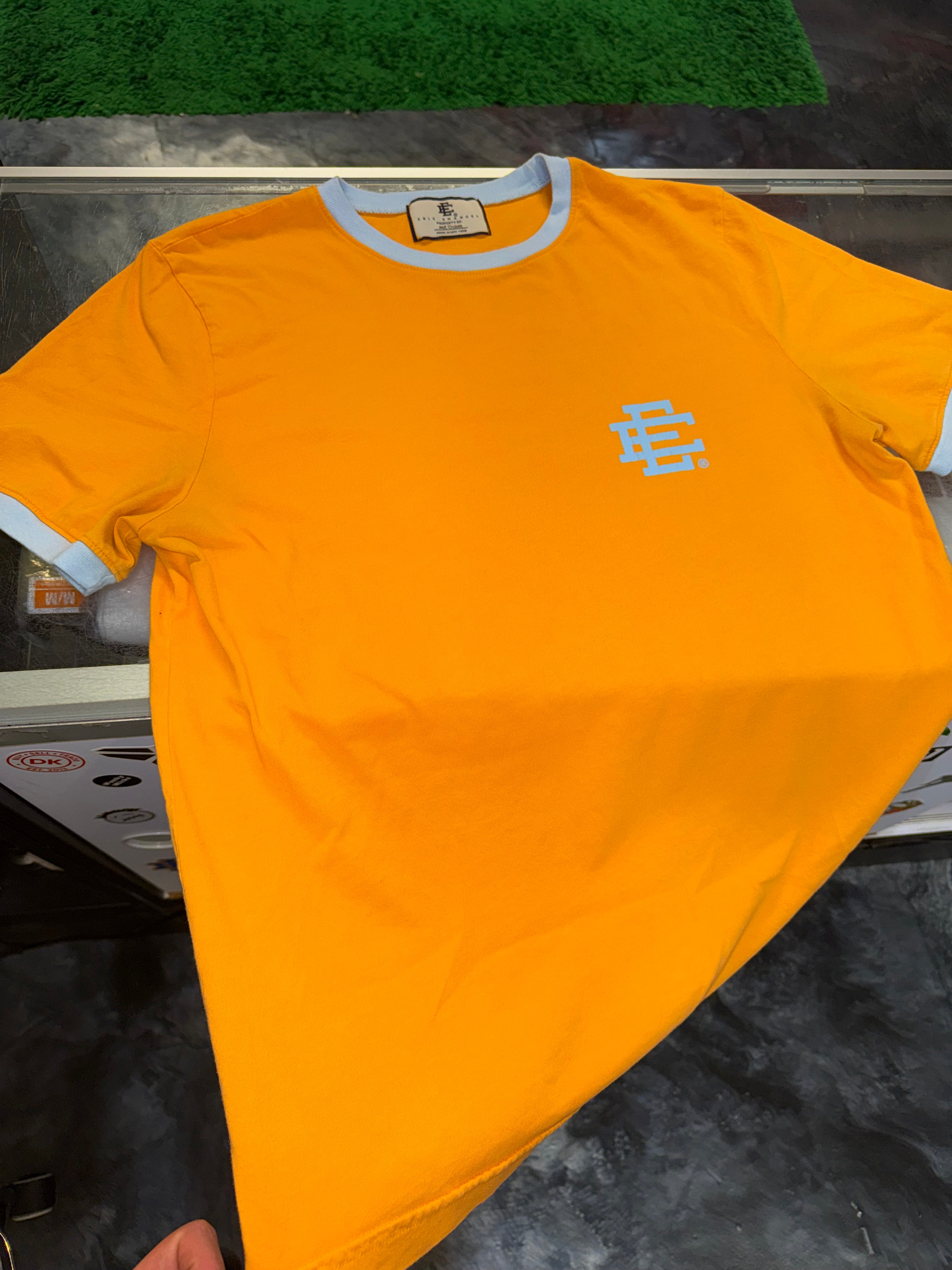 Size M Eric Emanuel EE Ringer Tee “Dark Yellow/Blue”