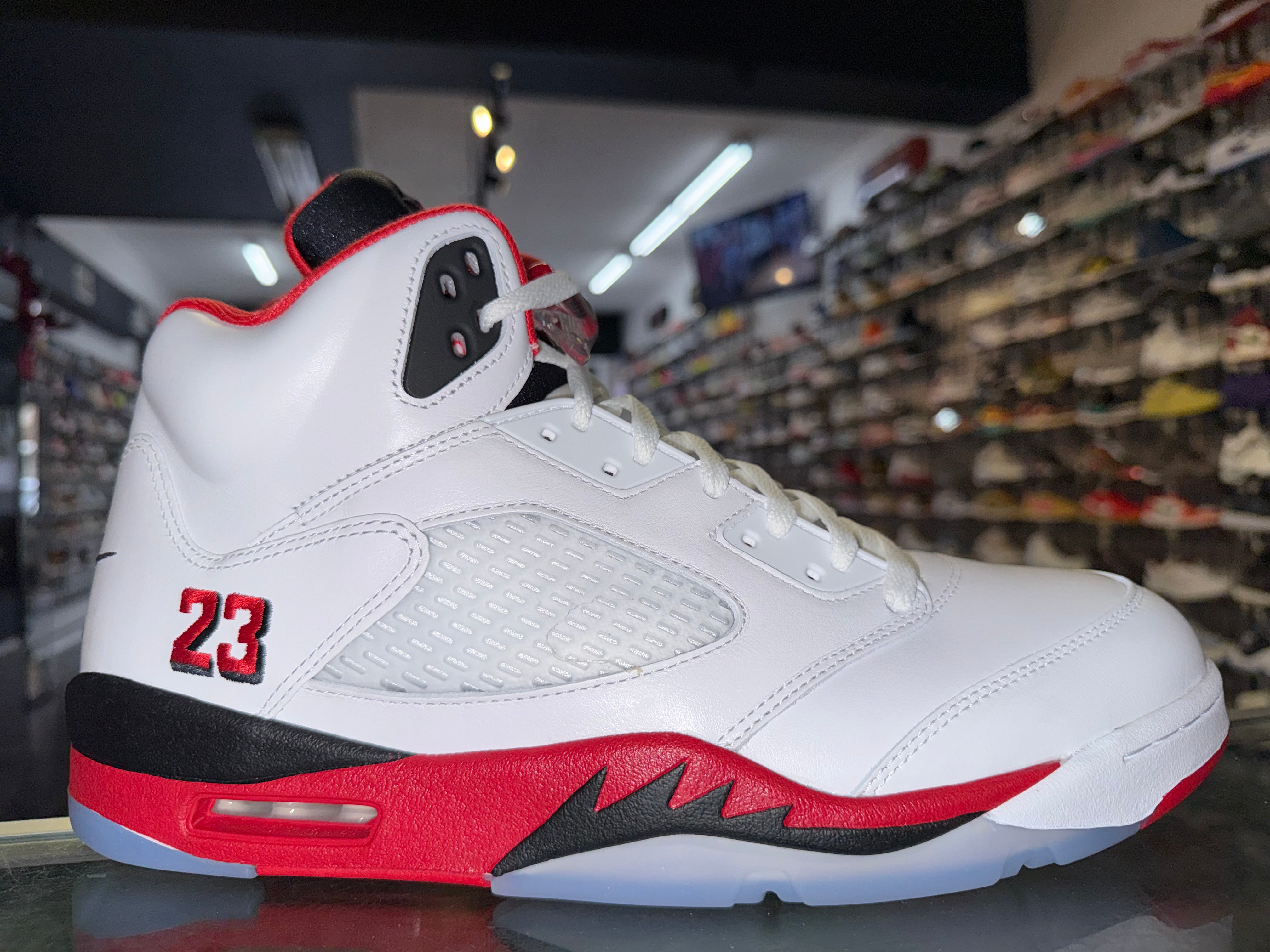 Size 8 Air Jordan 5 “Fire Red” 2025 Brand New
