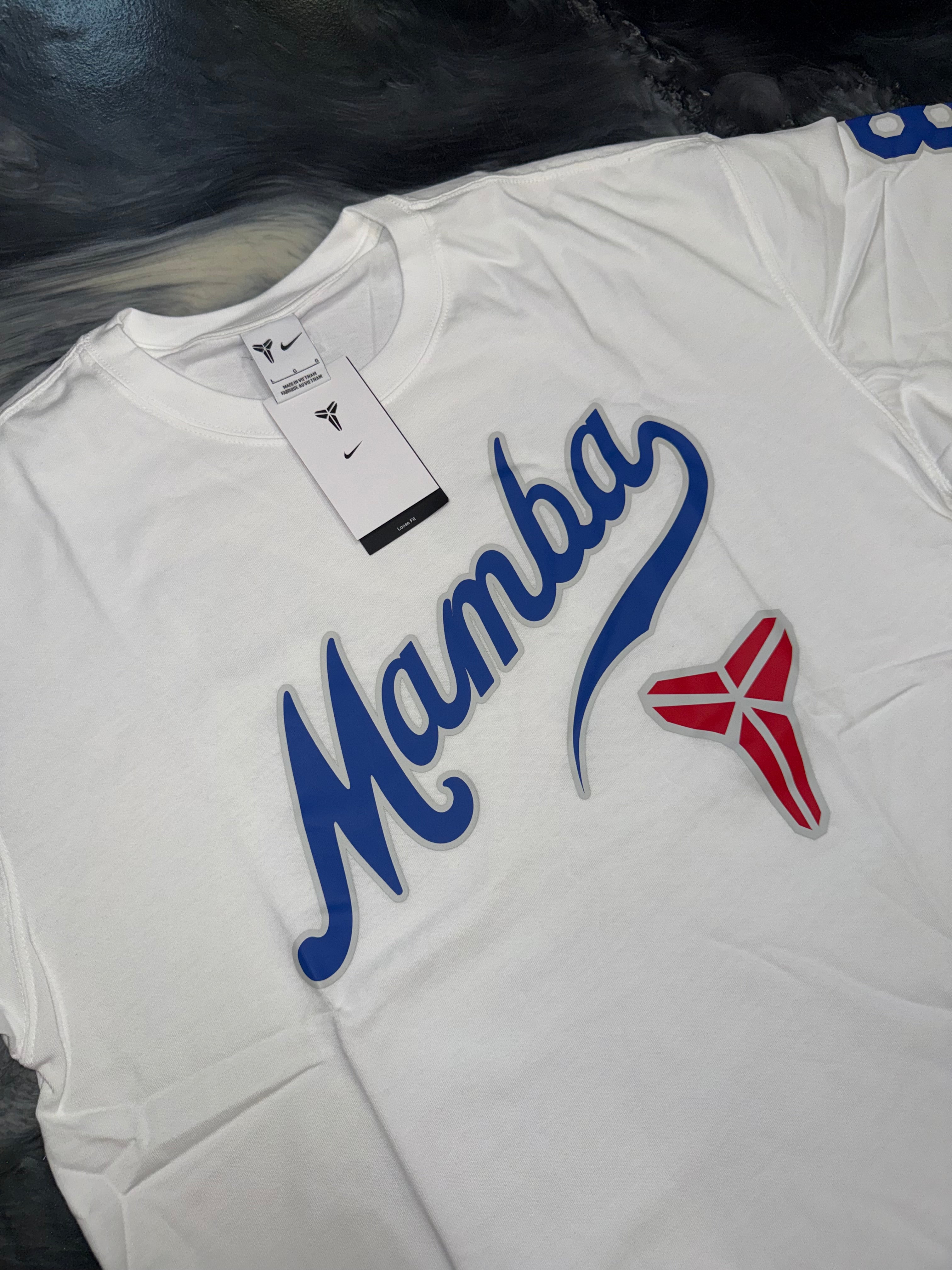 Size L Nike Kobe Mamba Max90 Tee “White” Brand New